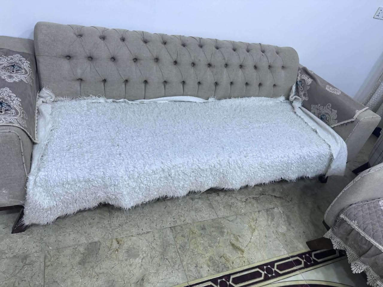 مفرش فرو • ٨مقاعد • بردة ٢متر