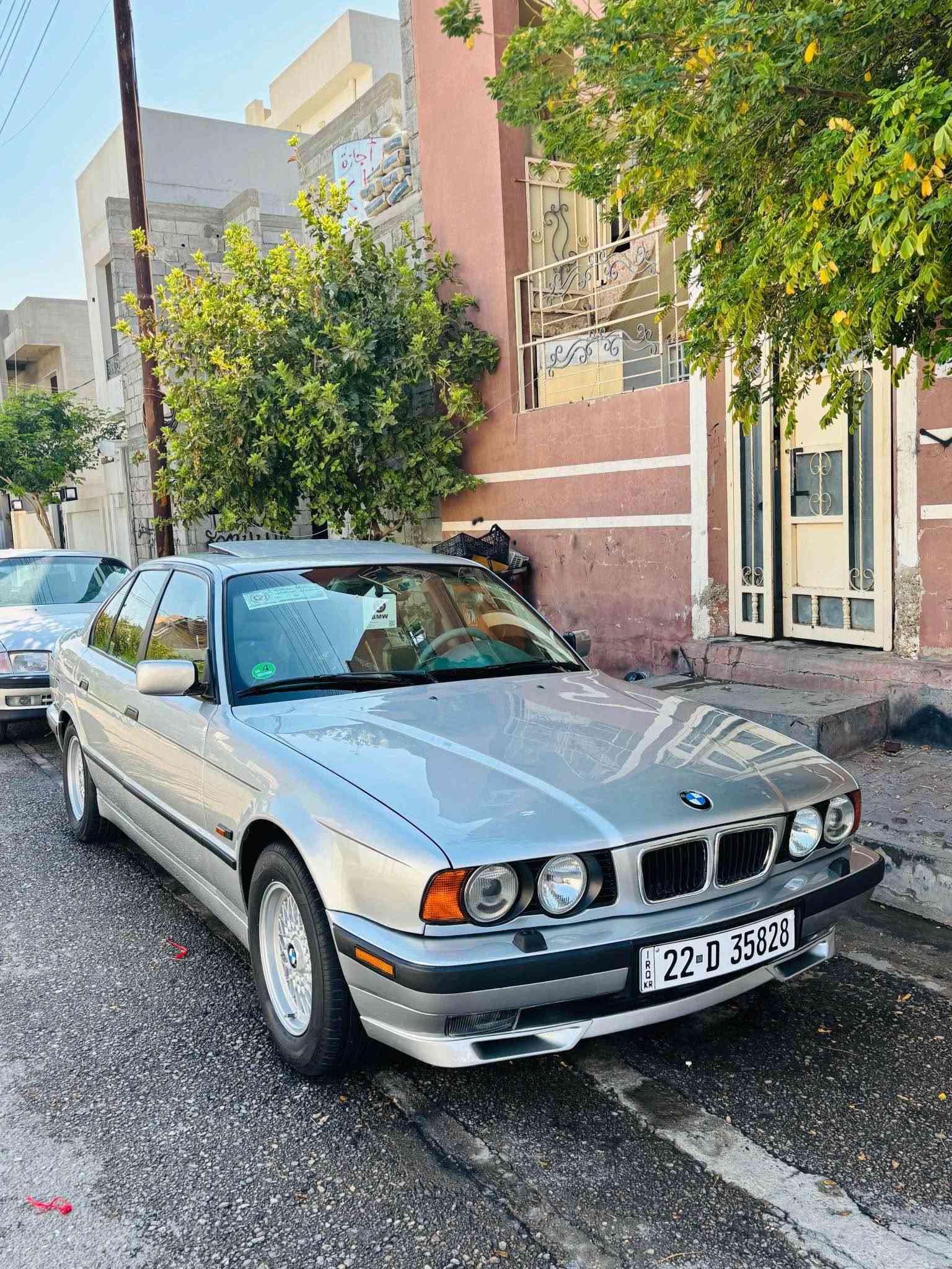 بي ام موديل 1995 🚗***********
محرك 25 دبل فانوص كيرومحرك تبريد كير بشرط سعرها 78
لون سلفر كلير عام بدون ضرر مكفولة كفالة عامة 
رقم اربيل سنوية رقم هزة جديد بسمي لحد 31 
سيارة فول فول مابيها نقص من كل نواحي 
مكان سيارة كركوك كركوك, العراق
