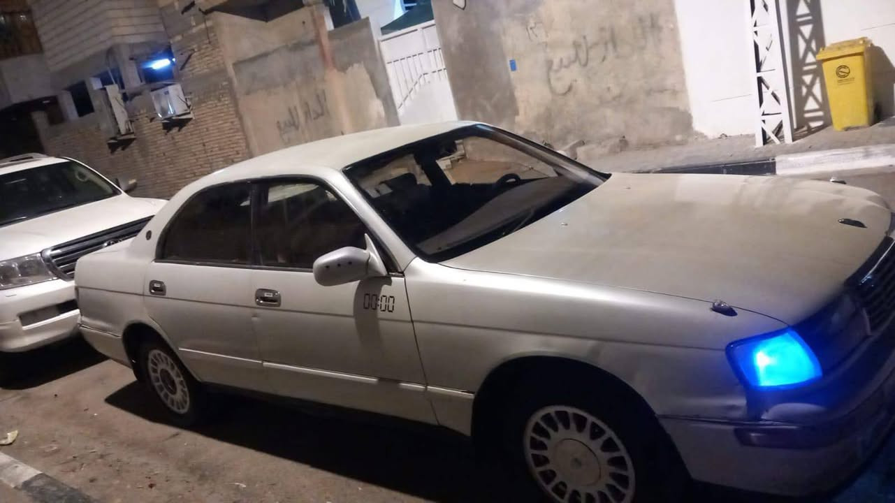 للبيع فقط    السعر 50 وبيه مجال
بطه موديل 1995 لؤلوي
راعيه يمي  
السنوية الى 2030
داخله هزه
مكفولة مكينه وگير ومن الكصه ونقل جثه 
والعيب الشرعي
مكينه وكير  وكهربائيات
البصره, ***********
