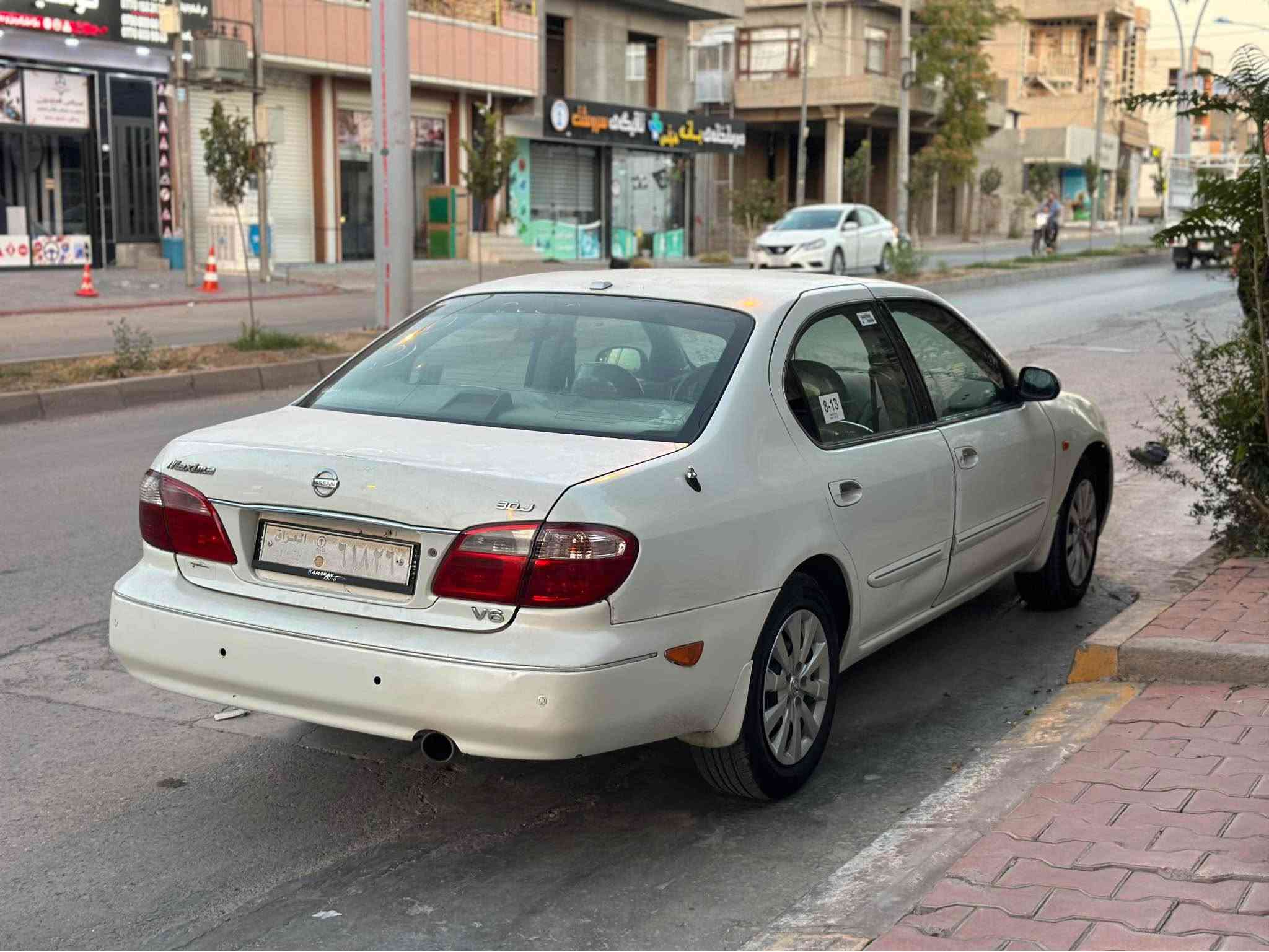 بەناوی خوای گەورە و میهرەبان 
نیسان ماگزیما ٢٠٠٢ ئاڕم پلاستیک سلێمانی
بە شەرتی غرامە و اولیات و گێڕ و مەکینە و تەبرید و تەقە و ڕەقە بەشەرت
دەحم و لێدراو ی نیە  تەنیا ٢ پاآرچەی بۆیاغە بێ لێدران
-
شوێن ڕانیە و چوارقوڕنە 
نرخــــــی تەنیا ٤٦ گەڵا  مجالێکی کەم برایانە
-
***********
***********1 بشدار, السليمانية
