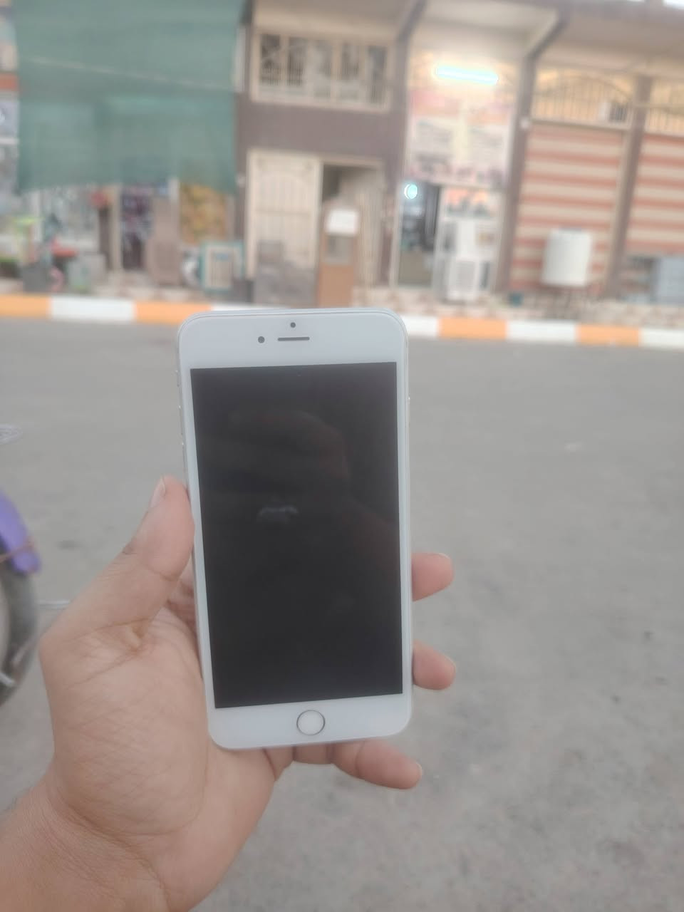 ايفون 6 بلاس
مبدل بطاريه فقط
جهاز نضيف
بصمه شغاله
ذاكره 16
***********
ديالى بعقوبه باب الدرب مقابيل مدرسه الشهيد لطيف
توصيل داخلي متوفر
السعر40 مجال قليل
ضرر الجهاز شخطه بشاشه موضحه بصور
