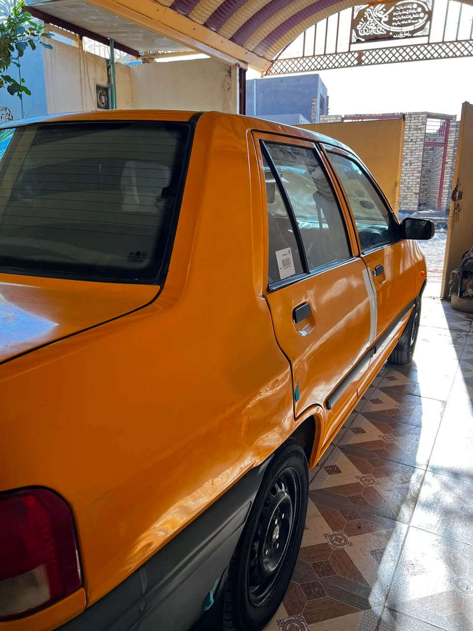 سايبا موديل 2019
رقم بغداد
بيه بارد وصبغ قليل بلباب الخلفي 
وبيه هاي ظخه خشم الجاملغ 
وباقي كفاله 
محرك مجفت قبل سبوع تجفيت يخبل 
حداديه جديده
مشط جديد
باور جديد
سياره جاهزه من كلشي 
المكان الديوانيه الجلبيه 
السعر 43 وبيه مجال قليل
***********
