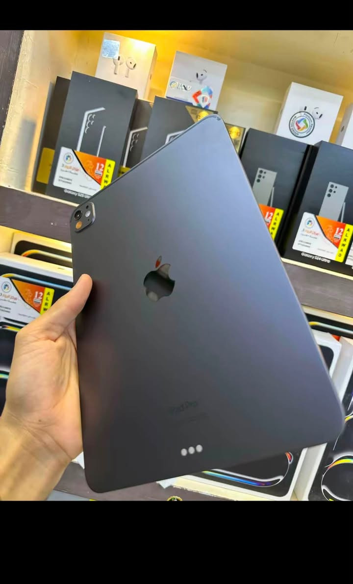 الغني عن التعريف 120 فريم✅

ايباد pro 11 M4 الجيل الرابع

بطاريه98 🔋

اذكره 512

مكفول من فتح وصيانه 

للتواصل  ***********

سعره 1150 

مكان بابل حله
