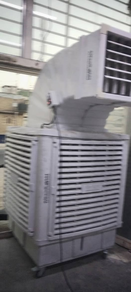 مبردة حجم 24000نضيفة جدا مابيه اي ضرر شرط الشغل ستعمال جدا قليل اكبر حجم السعر 600 للتواصل *********** النجف, العراق
