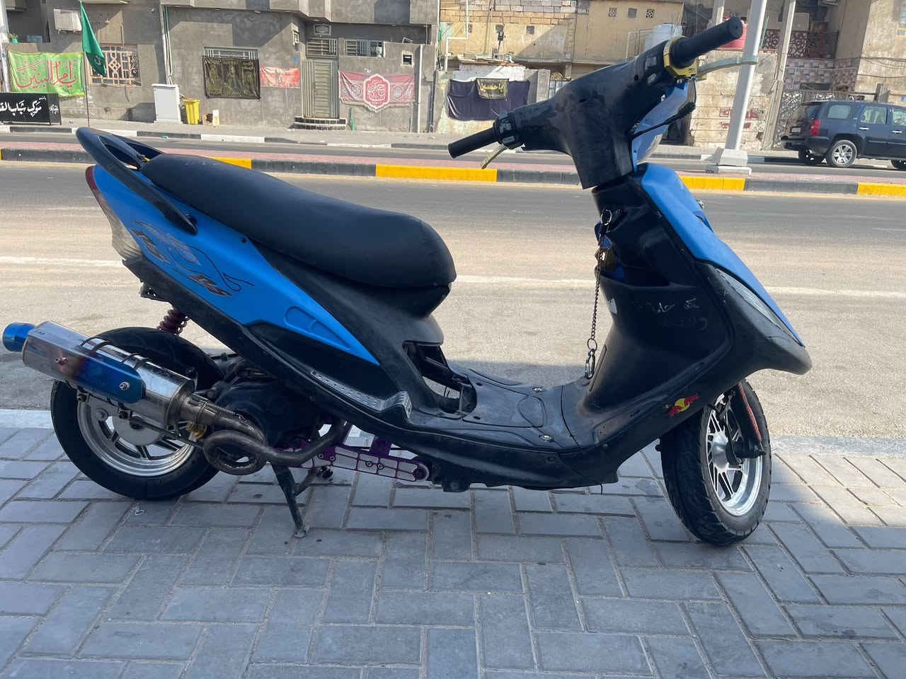 ماكس عدله مكينه بلاديه 49
كفرات 4 ولف وشيال راجع وبيها تزويدات خارجيه عينه شغاله گيج بانزين ولسرعه شغالات اشاير لد الاصليات لايت زنون گزوز حلزوني الاصلي مو تجاري سعرها 750 وبيها مجال قليل للشراي مكاني بصره حيانيه***********
