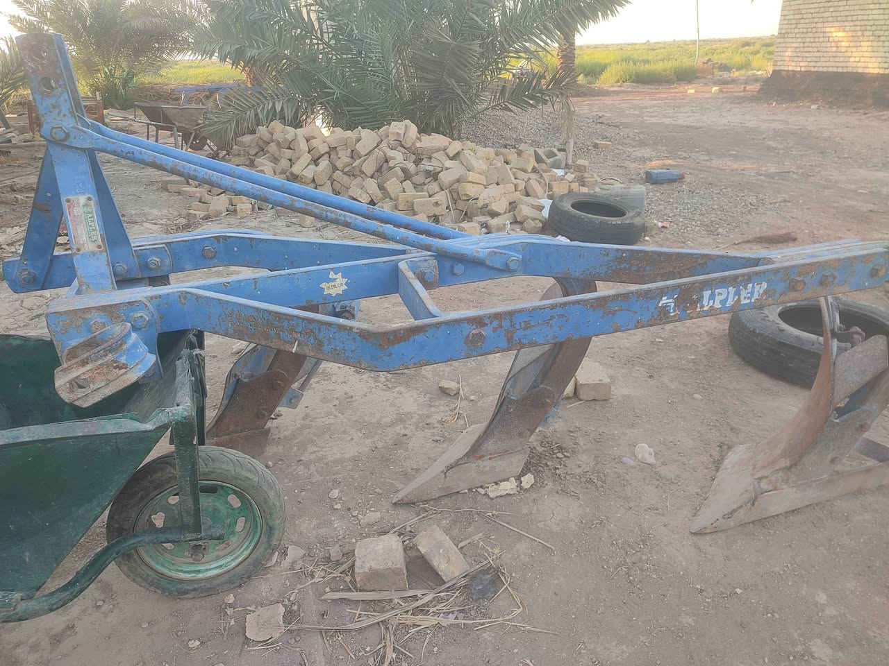 للبيع فدان تركي 
حجم 16جديد 
مكان الديوانية السدير 
اتصل ***********
