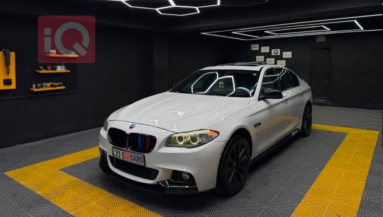 BMW F10 530i

للبيع 
بنيد وخشم جاملغ صبغ فقط 
الرقم سليمانيه

كامره خلفيه 
صندوق كهربائي
فتحه سقف
بصمه 
سقف بانورامي 
مسند ذراع 
شاشه 
الباب شفط 
مانع انزلاق 
حساسات فول 
حساس الاطارات 

السعر 170$

للاستسفار ***********
