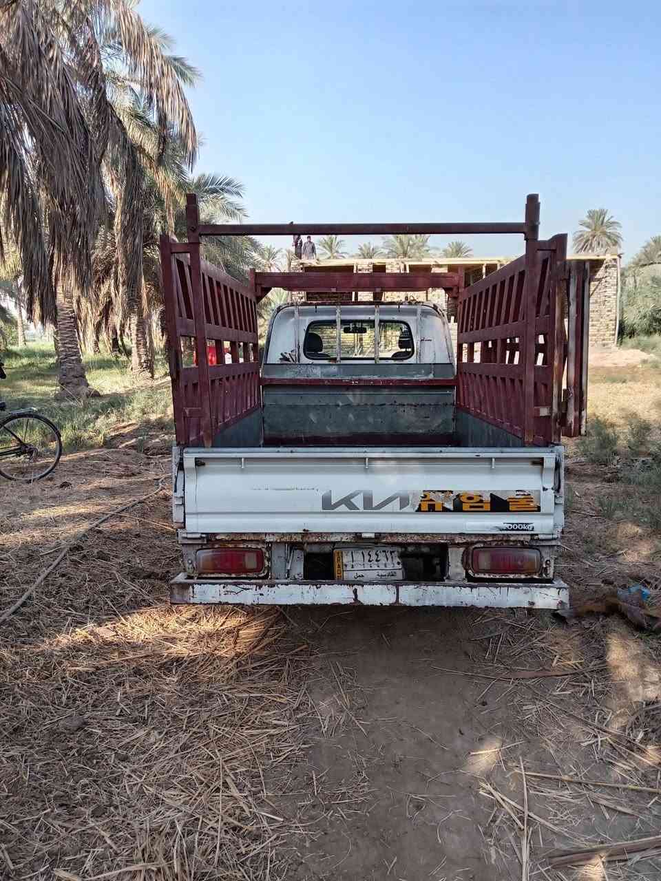 سلام عليكم للبيع كيا فونتيرا موديل 1997 كفاله عامه شاصي ومكينه وكير واكسن رقم قادسيه بسمي السعر 48 ورقه وبيها مجال المكان بابل كفل الشراي يتصل ***********
