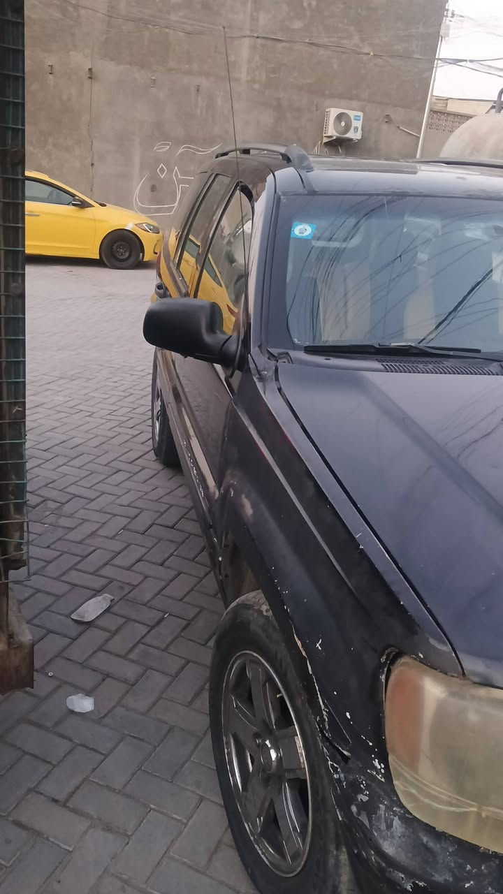 اسلام عليكم بيع او مراوس جيب كراند شيروكي مديل 2002محور ففتي 3000يرادلها ترتيبات بصيطه مكاني بغداد وهذا رقمي بي واتساب ***********
