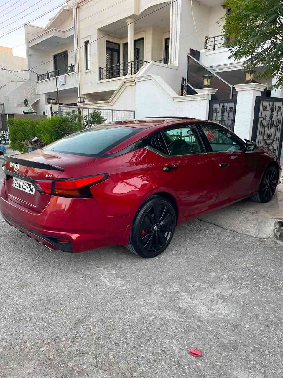 Nissan altima 2019 sv plus 
رە نگی مارۆنی فول  مواسفات 
سڵایت 
برێک بە سمە 
ئۆتۆ هۆڵد 
ئۆتۆ ستۆپ
سوکان هیتە ر 
کوشن هیتە ر 
تە برید مە رکە زی 
راداری پێش و پشت و لاتە نیشت 
کوشن کارە با
بلاجکتۆر
زۆر مواسە فاتی تر… 
کامل جوانکاری بۆ کراوە
سێ پارچە ی پێشی  بۆیاغە کە مێک ناوی گرتوە سە قفی پێش سڵایتی ناو چە وانی کە مێک pdr هە یە 
ئێرباک بە س سوکانی سیستە مە 
گێرومە کینە تە حویل غرامه  بە شە رت رە قە مو سە نە وی و ژینگە نوێیە سە نە وی تا 2029
سعرى 119 مه جاليكى برايانه  
ره قه م ***********
