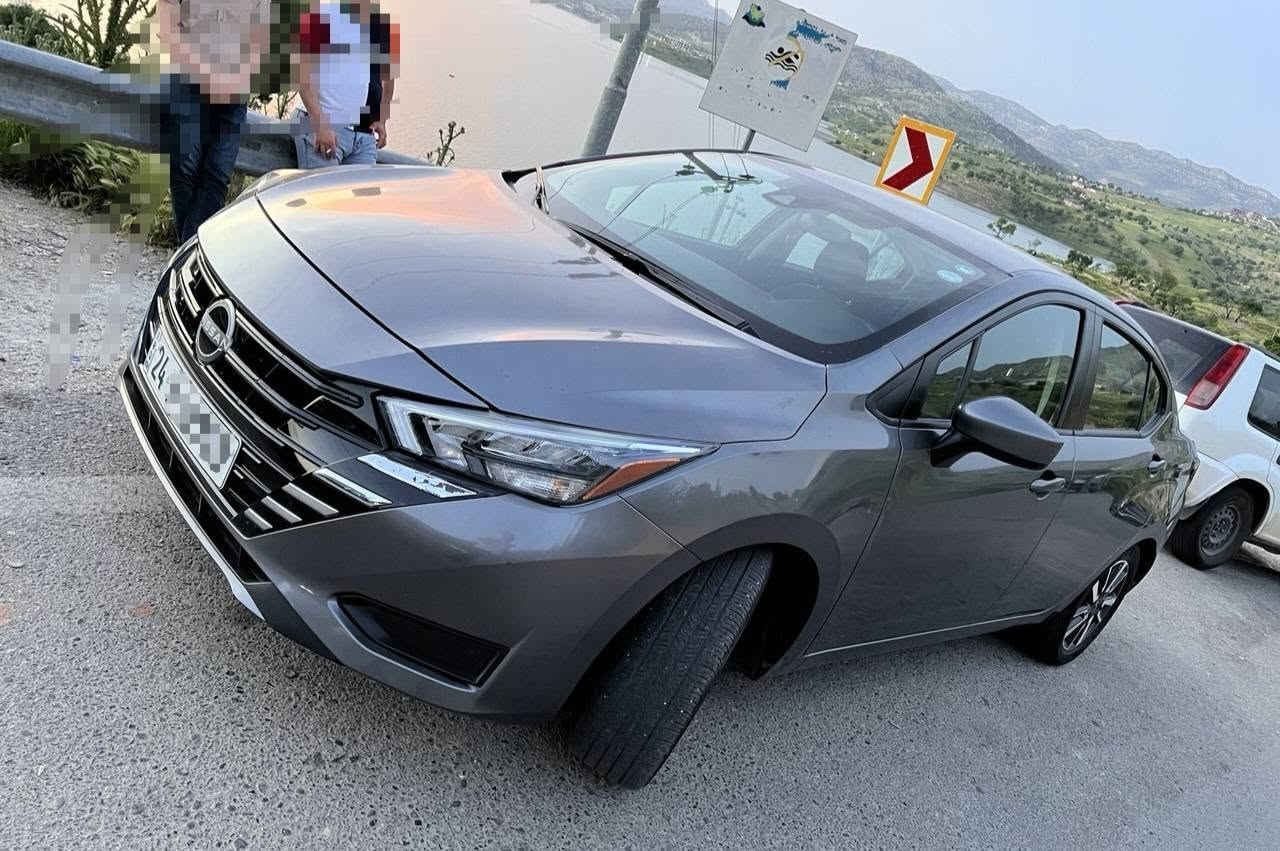 نيسان فيرسا 2025 مواصفات Sv
لون نفطي
رقم دهوك
ماشية 22 الف
صبغ بوند و جاملغ الامامي اليسار شرط بدون دواخل وشواصي
بصمة عدد ٢
تشغيل عن بعد
لايت زينون + حاجب نهاري
رادار أمامي + خلفي + جانبي
توقف ذاتي أمامي وخلفي
حساسات خلفية
تحديد مسار
كشن لونين
ويل كب
شحن موبايل وايرليس
تحكم ستيرن
شاشة كبيرة وكار بلي
كيجات الكتروني
كاميرا خلفية دواره
سنتر لوك
جامات كهرباء بالكامل
 للتواصل *********** - *********** موصل, نينوى
