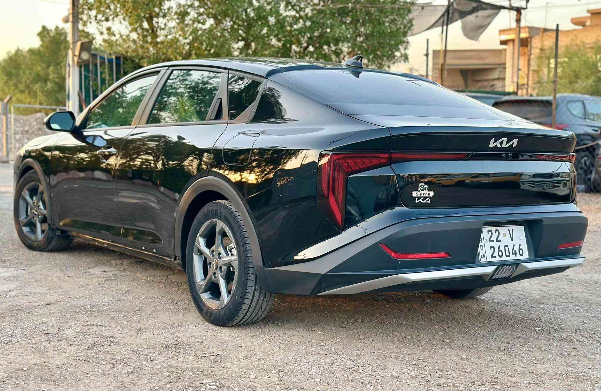 كيا كي فور موديل 2025
حادث والسونار موضح بالمنشور راديتر بلاد 
والسعر 150 مكان بغداد
***********متوفر واتساب
