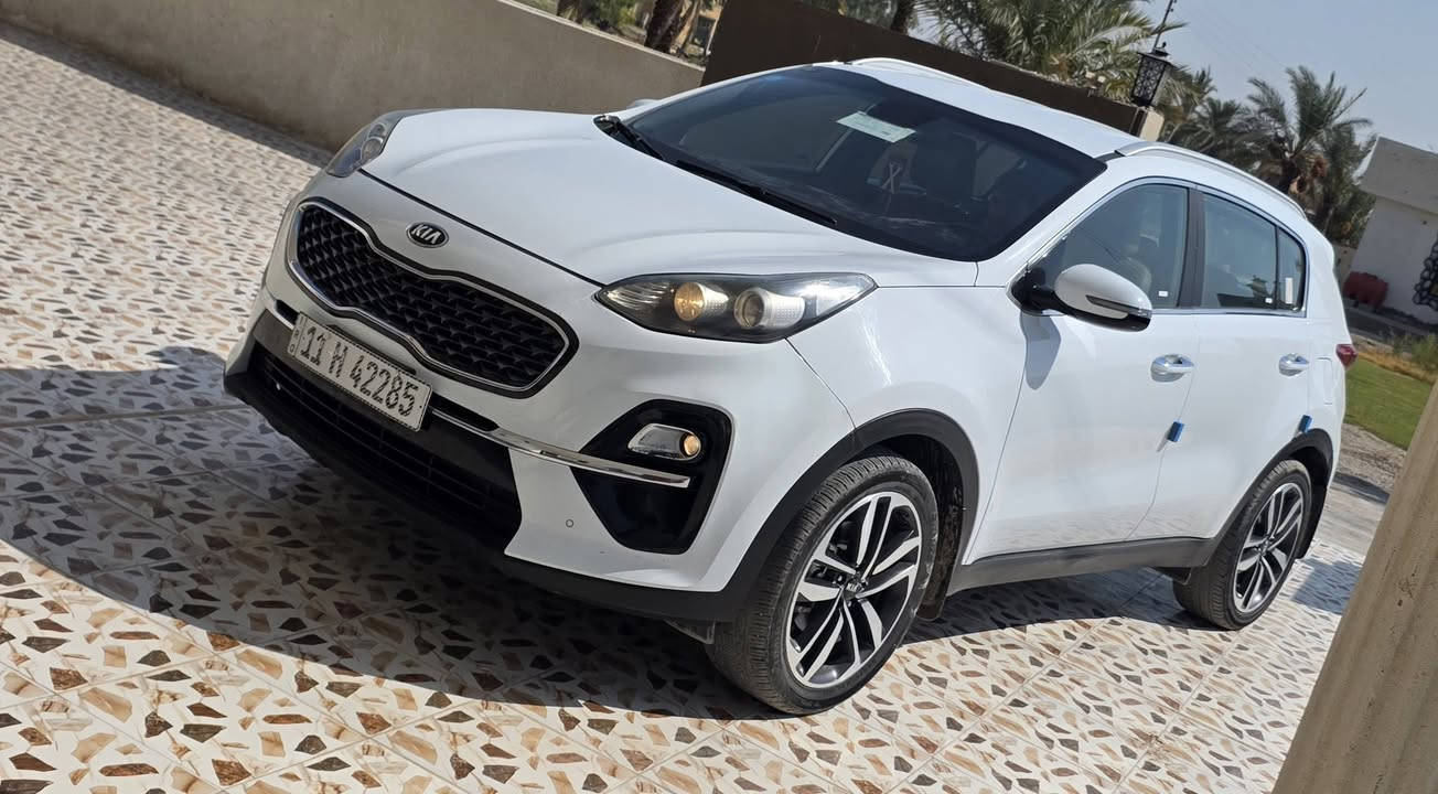 سبورتج خليجي موديل 2019
مكفوله من الصبغ محرك كير ع شركه 
رقم بغداد بأسمي 
السياره بيهه جاملغ مبدل بلادي بدون داخل 
السعر 169 مكان السياره بغداد اليوسفيه 
***********
