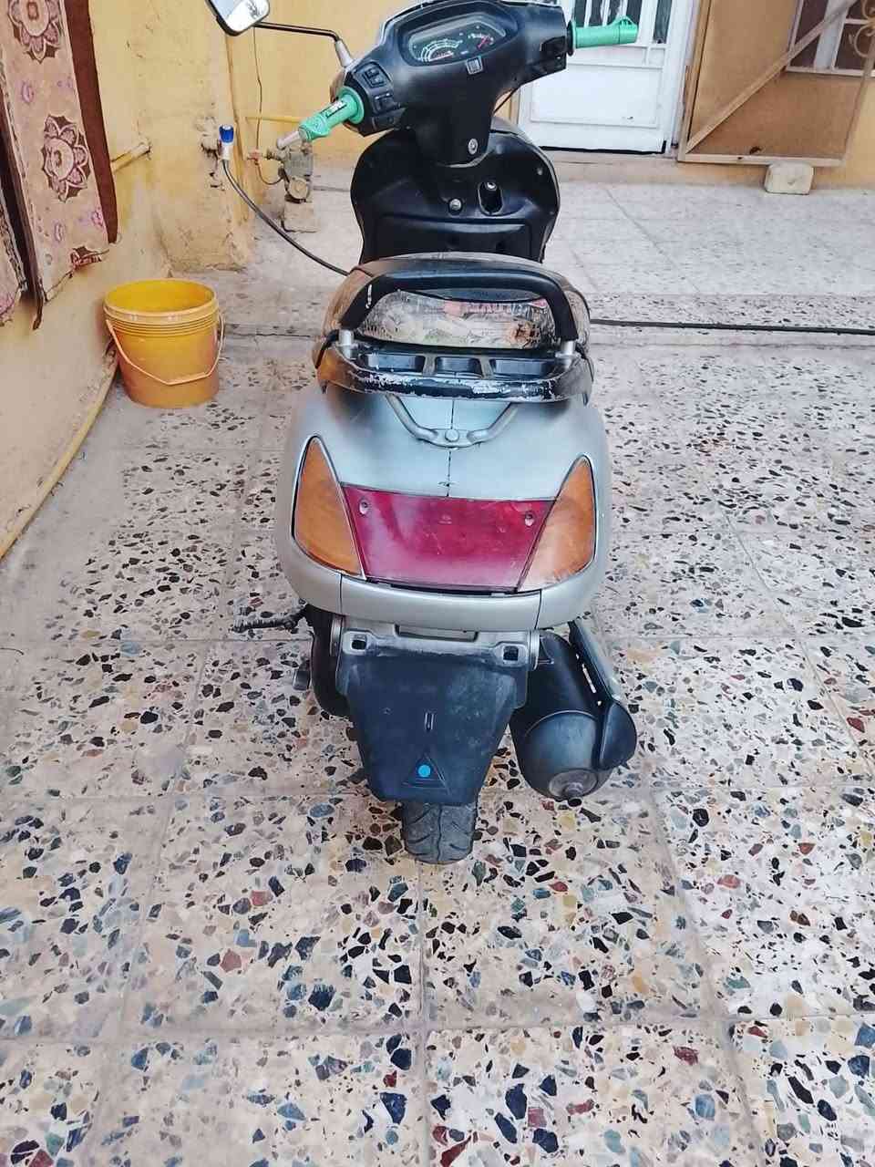 سبيسي • ماليزي • نضيف