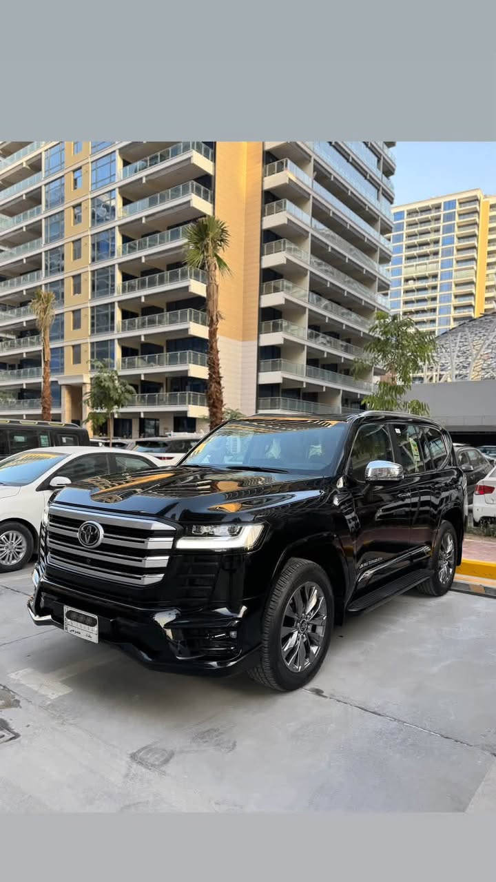 لاندكروز VXR 2023 بريم لمتدد فول 
داتا شو رقم بغداد ماشيه 35 مغلفه PPF 
فول للاخير معروف كفاله عامه من كلشي 

الهاتف : ***********
