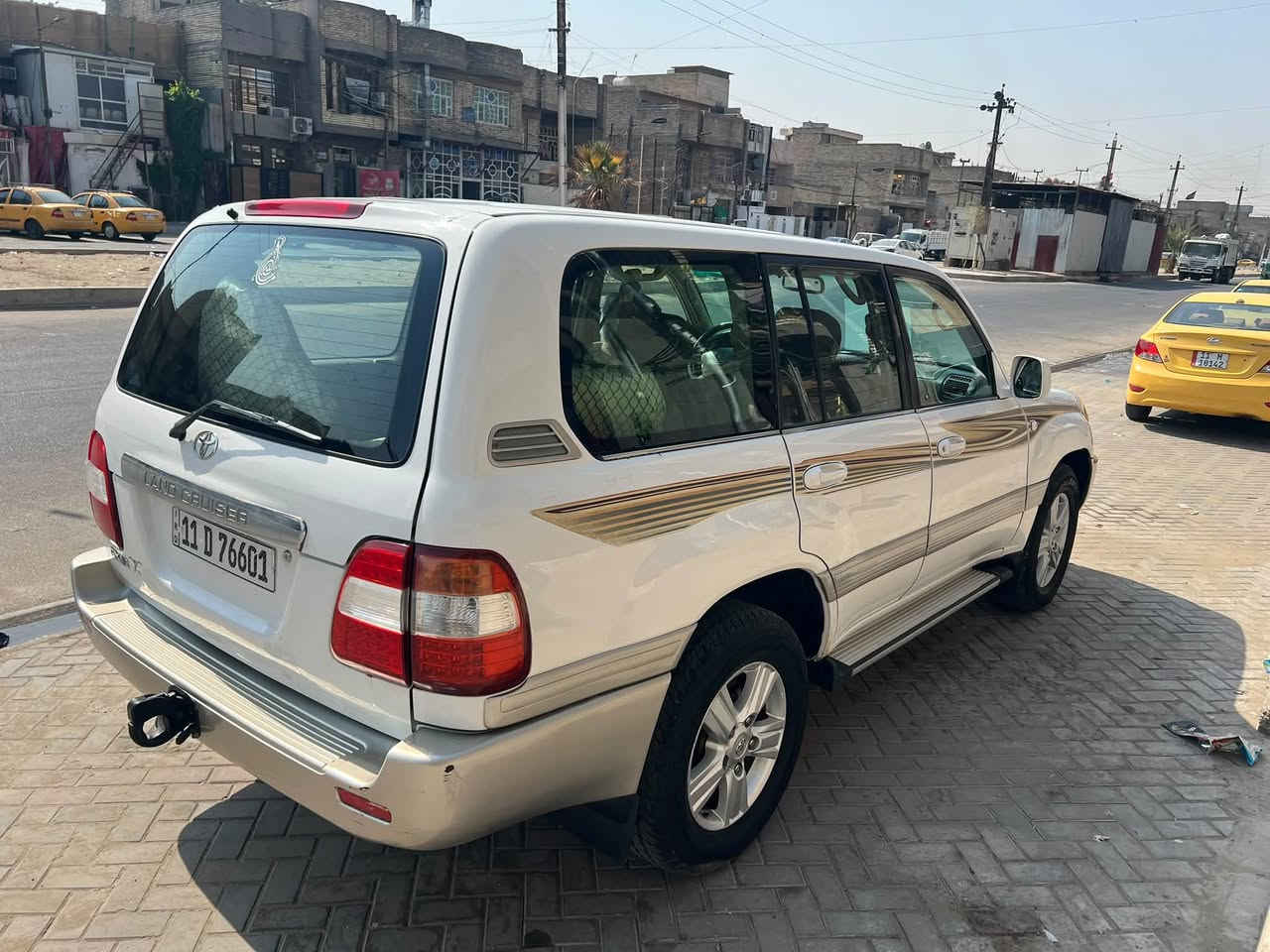 لاندكروز 2002 رقم بغداد اوتماتيك 6سلندر GXR سيارة جديدة مكفولة من الضربة تبريد شغال  مواصفاتهة ثلاجة فتحة بالقمارة مكينة كير مكفولات للاستفسار اكثر
***********
