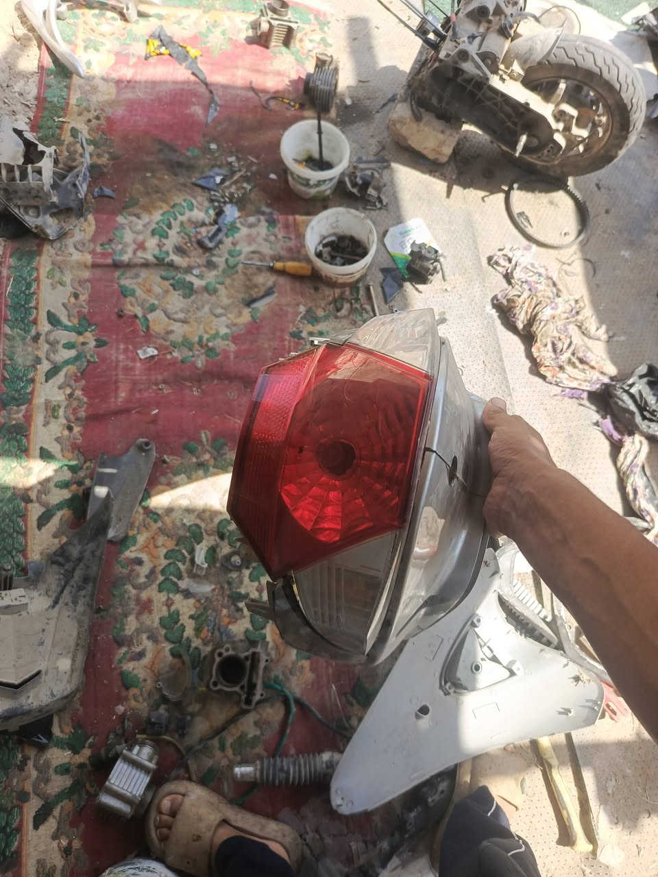 غراض كامكو في توه بس ناشرهن موجود بل صوره
