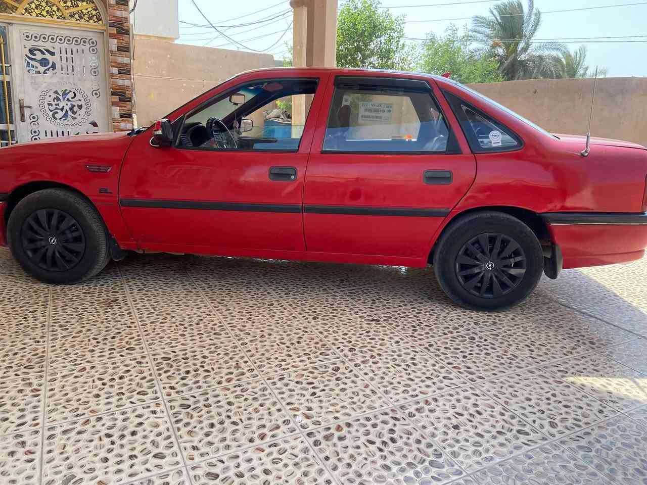 السلام وعليكم 

أوبل فكترا  موديل 93 

رقم أنبار سياره كلشي ماعيزها رقم انكليزي 

السعر 35. بيها مجال بسيط 

***********
