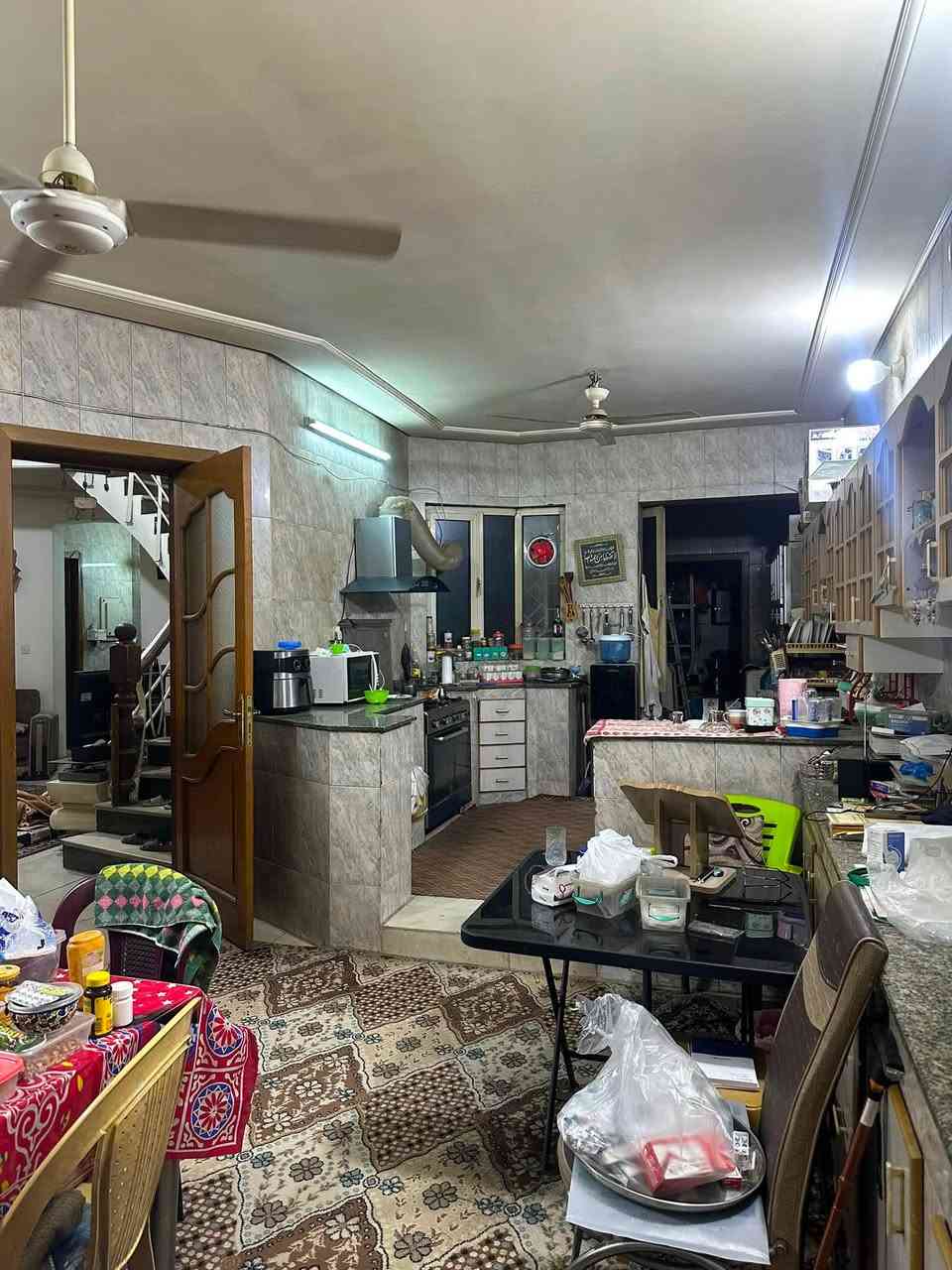 بيت للبيع للاستفسار الاتصال على  ***********
الغزالية شارع أسواق الزاوية مربع ديوان الرئاسة 

خلف حديقة الوزان

مساحة ٣٠٠ ١٥×٢٠ 

٤ غرف نوم والخامسة سويت

الطابق الأرضي مطبخ حار بارد غرفة غسيل مخزن الكاونتر بناء مرمر

صاله دائرية

غرفة خطار وطعام تواليت شرقي غربي

غرفة نوم ارضيه

تواليت شرقي

حمام + تواليت غربي

مناور عدد ٢

الطابق الثاني ٤ غرف نوم مختلفة القياسات

وغرفة سويت حمام متكامل بانيو مع غربي

مع حمام إضافي بانيو مع غربي

مخزن  عدد ٢

البيت اي مخالفة قانونية او تجاوز على الرصيف ماكو

ومن المالك مباشرتا

اعتذر عن الرد بالتعليقات او الخاص
