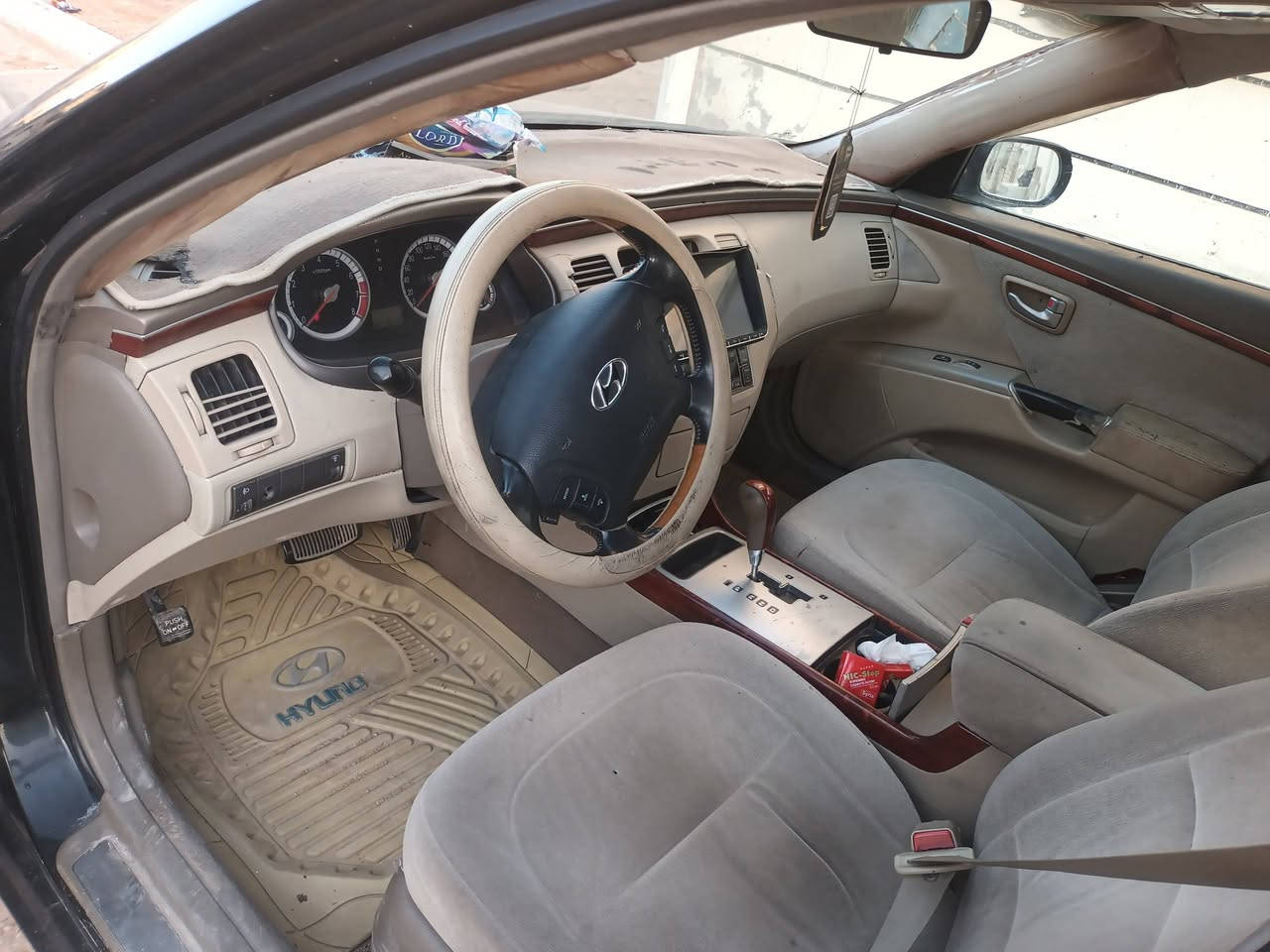 ازيره للبيع مديل ٨ خليجي فول محرك ٣٣٠٠ بيها صبغ حزام بدون دواخل تبريد منضومه جديده كير محرك كفاله بيه نقص بس درام شفتات تعبانه السعر ٧٨.  بغداد مدينة الصدر ***********
