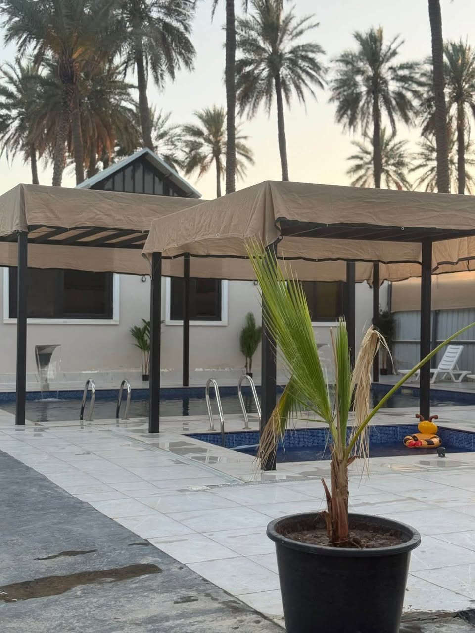 مزرعة للإيجار اليومي 🏡🌳
📍 الموقع: بغداد –كاظميه 

✔️ أجواء هادئة ومناسبة للعوائل

✔️ مساحة واسعة وخدمات متوفرة

✔️ مثالية للراحة والونسة

📌 للحجز والاستفسار يرجى الاتصال أو المراسلة على واتساب: 

 📞 ***********

 موثق في تطبيق اجرلي لسياحة المزارع في العراق 🇮🇶
