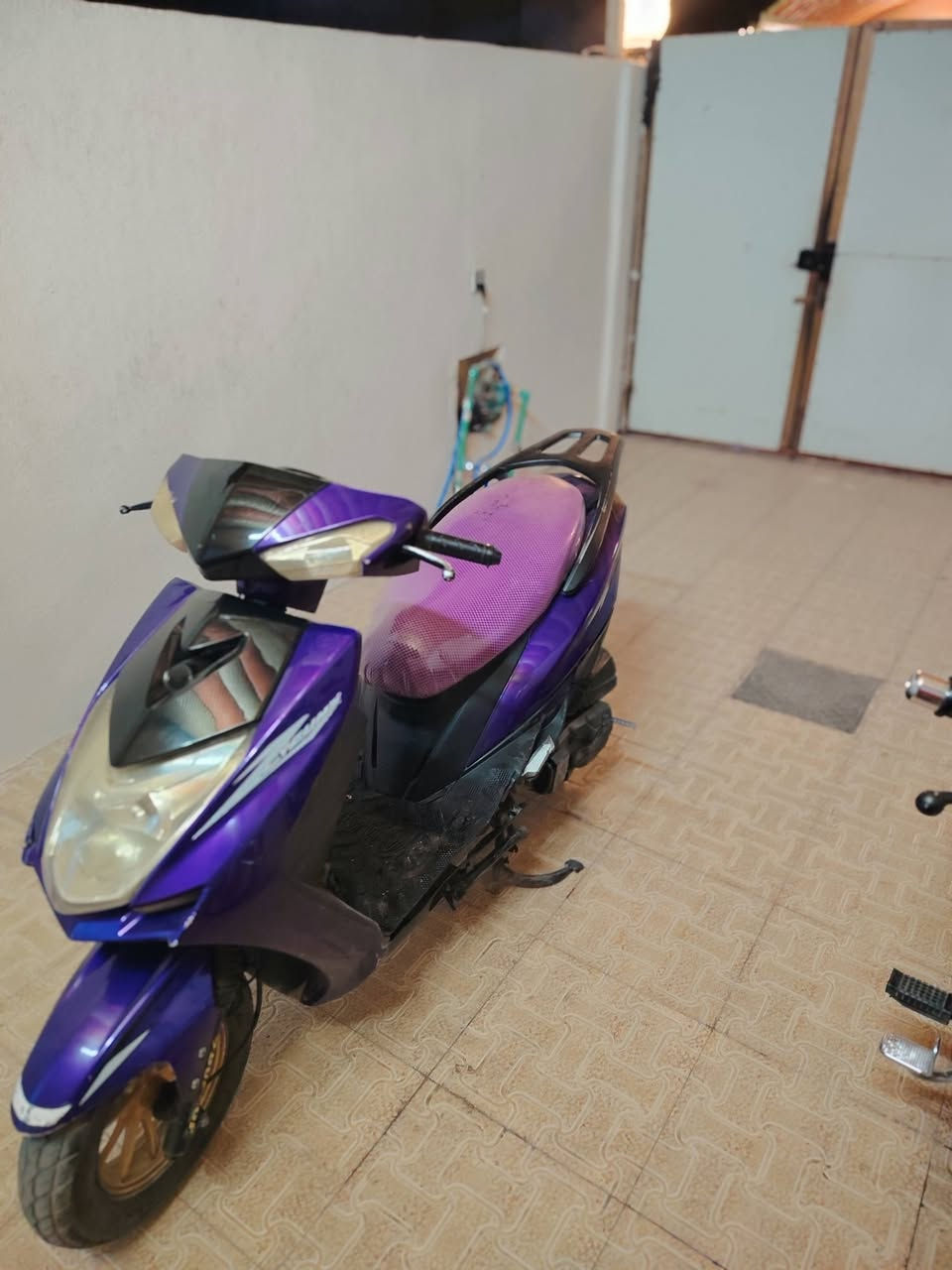 سكنس • نضيفه • مامفتوح