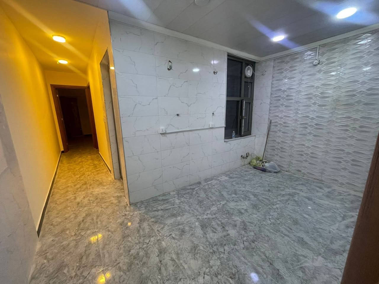 🏠 شقة للإيجار في السيدية

📍 طابق أول
🛏️ غرف نوم عدد 2
🛋️ صالة
🍳 مطبخ
🚿 خدمات

📞 للتواصل والاستفسار:
***********

أرض القمة للتطوير العقاري
