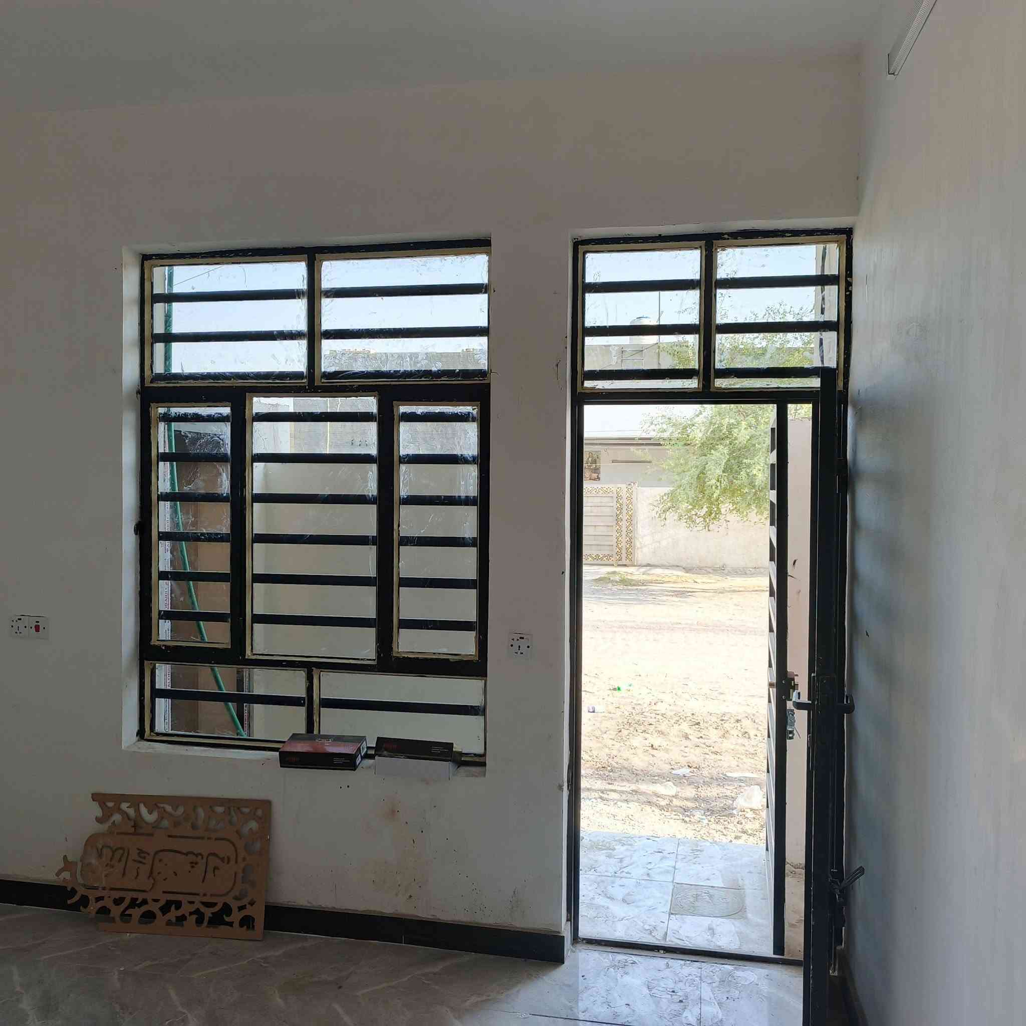 بيت للبيع مساحة ٥٠ متر طابق او نص على التبليط السوداني قرب السوق السوداني بسعر ٤٦ بي مجال بسيط للتواصل ‏‪***********‬‏
