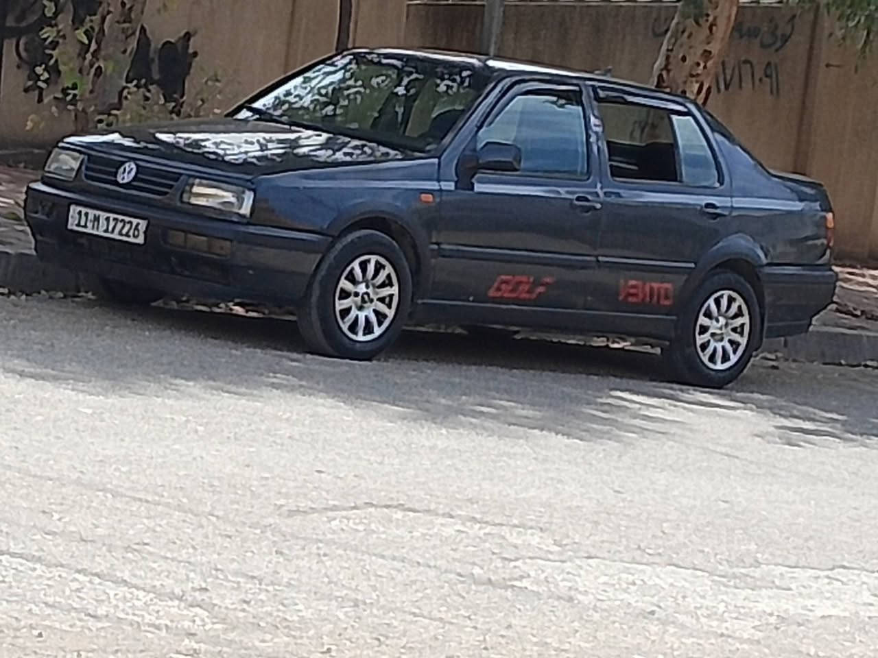 تكلوف للبيع موديل 94 محرك 200  رقم بغداد جديد سعر 35 بيها مجال سيارة موجودة بسليمانيه اصل ودلل 
*********** أبو محمد @
