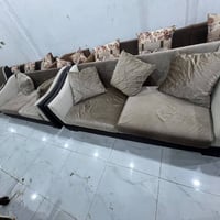 ١٠ مقاعد • تركي • نضيف