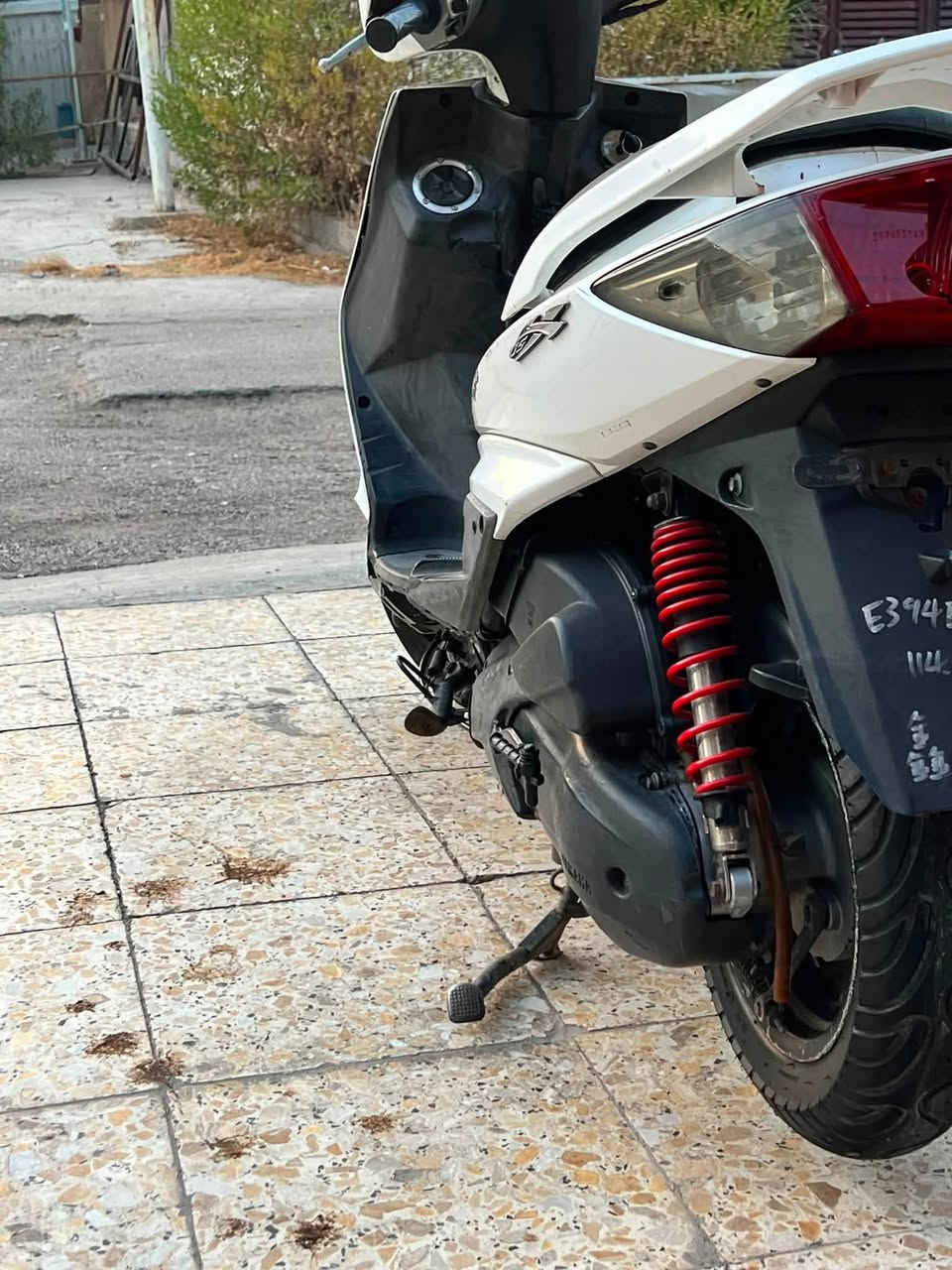 سلام عليكم سكنس فحل دراجه كامله من كلشي نكره سلف مكفوله كفاله عامه سعر 625 عنوان بغداد البنوك ***********
