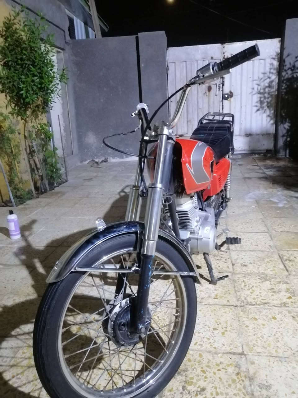 دراجه للبيع كلك مكفوله مديل 23 بيه أشياء بسيطه سعرها 350بيه مجال قليل مكاني كربلاء
