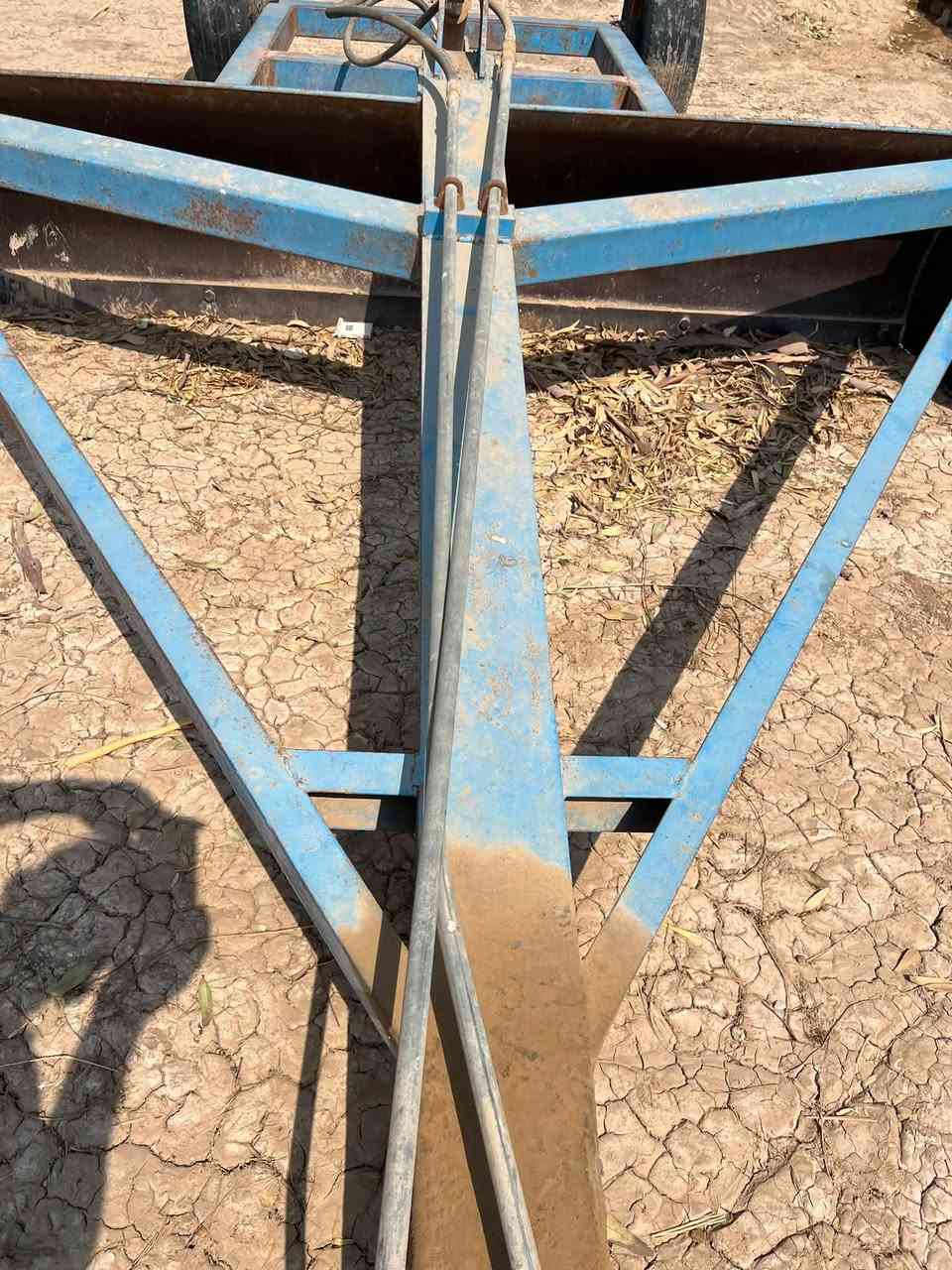 أندبليت للبيع  جديد بعده  .جاهز ما بيه اي نقص.
للتواصل  على الرقم.***********
