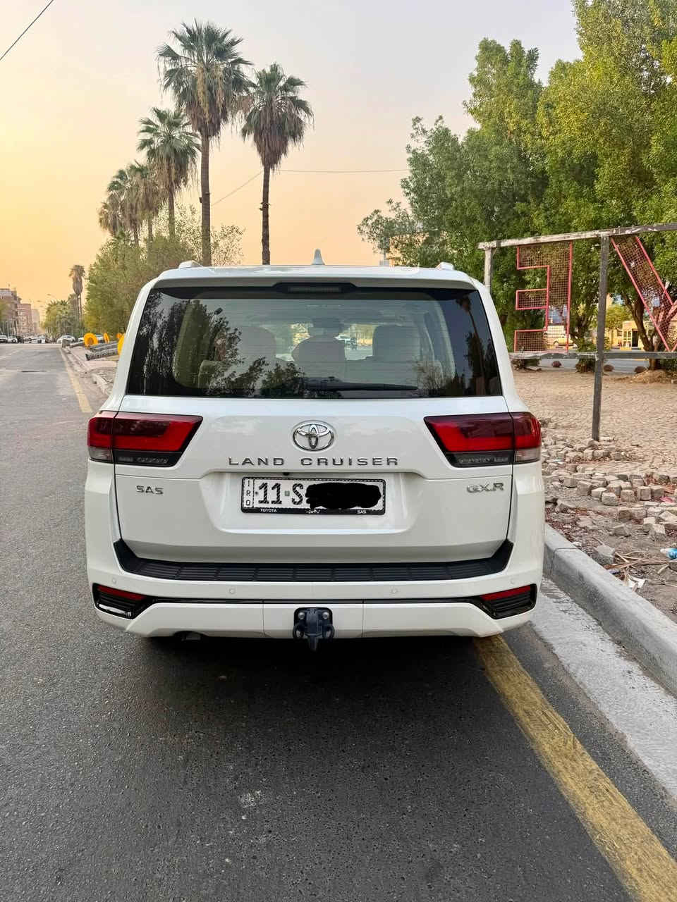 لاندكروز 2025 رقم بغداد

ضمان شركه ساز ١٥ تبديله دهن مجانيه

السياره فول الفول ام الرادار وخمس كامرات بلادي

ماشيه ٦ الالف

فئه TSS

بصمه تشغيل عن بعد

فتحه سقف

اربع كامرات

رادارات

جنطه كهرباء ثلاجه حساسات فور ويل شاشه جبيره

فول

للاستفسار  ***********

مكان السياره بغداد الكراده
