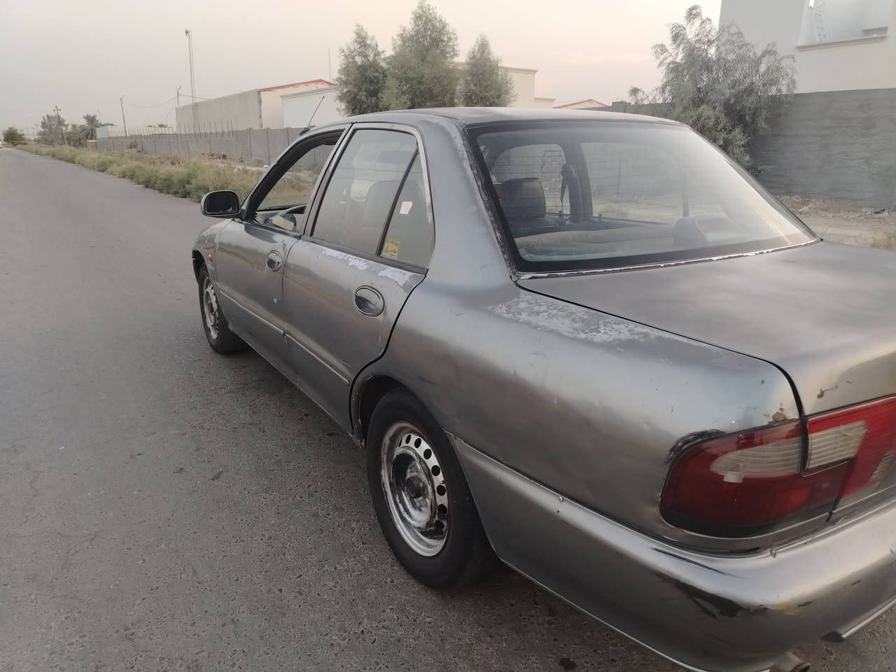 السلام عليكم برتون ويرا موديل ٢٠٠٢ سنوية جديدة مصبوغ عام حزام بنيد وجنطه وقماره بلاديات محرك خير من الله لاصرف ولاتنقيص كير عادي تبريد نقص كمبرسير للبيع او المراوس المايعجبه يعبر المنشور وسوك كلشي بي سيارة نفس الصوره والفيديوهات شراي يتصل او يجي خاص رقم بي واتساب تواصل *********** سعر ب٣٥ وبيه مجال للشراي محرك خير من الله لاصرف ولاتنقيص كير عادي رقم بغداد انكليزي سيارة شرط تحويل عنوان بغداد مصابيح التاجي حداديه زينه

