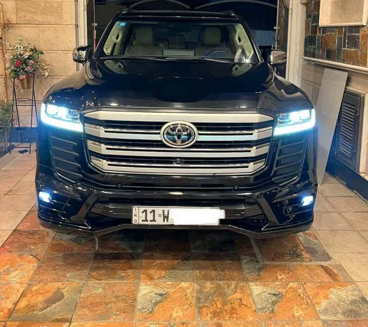 لاندكروز VX • ٢٠٢٢ • حرق خارجي