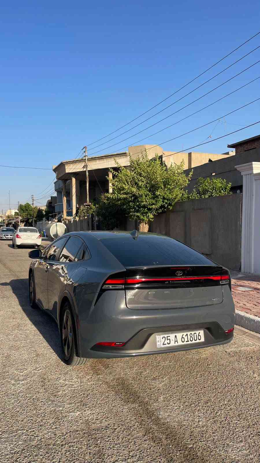 ملاحضه مكلف بالنشر مكلف بالنشر

للبيع تويوتا بريوس موديل 2024، الجيل الجديد، لون اسمنتي ، السيارة نظيفة جداً واستخدام شخصي، اقتصادية جداً بالوقود ومناسبة للاستخدام اليومي والسفر.

المواصفات:
✅ محرك 2.0 لتر هايبرد.
✅ قير أوتوماتيك E-CVT.
✅ دفع أمامي.
✅ صرفية وقود ممتازة (من أفضل السيارات الهايبرد).  
✅ شاشة معلومات.
✅ كاميرا خلفية.
✅ حساسات أمامية وخلفية.
✅ تشغيل بصمة.
✅ مثبت سرعة.
✅ نظام المحافظة على المسار.
✅ رادار أمامي وأنظمة أمان تويوتا.
✅ إنارة LED.
حالة السيارة:

* شرط الفحص
* مكينة، قير، شاصي بحالة ممتازة.
* لا تحتاج أي مصروف.
* سيارة جاهزة
* صورة الضرر مع رقم الشاصي داخل المنشور

📍الموقع: كركوك
💰السعر: (١٦٠$) .
📞 للتواصل: (***********)
— في ‏‏كركوك‏‏.
Sofyan Ahmed
