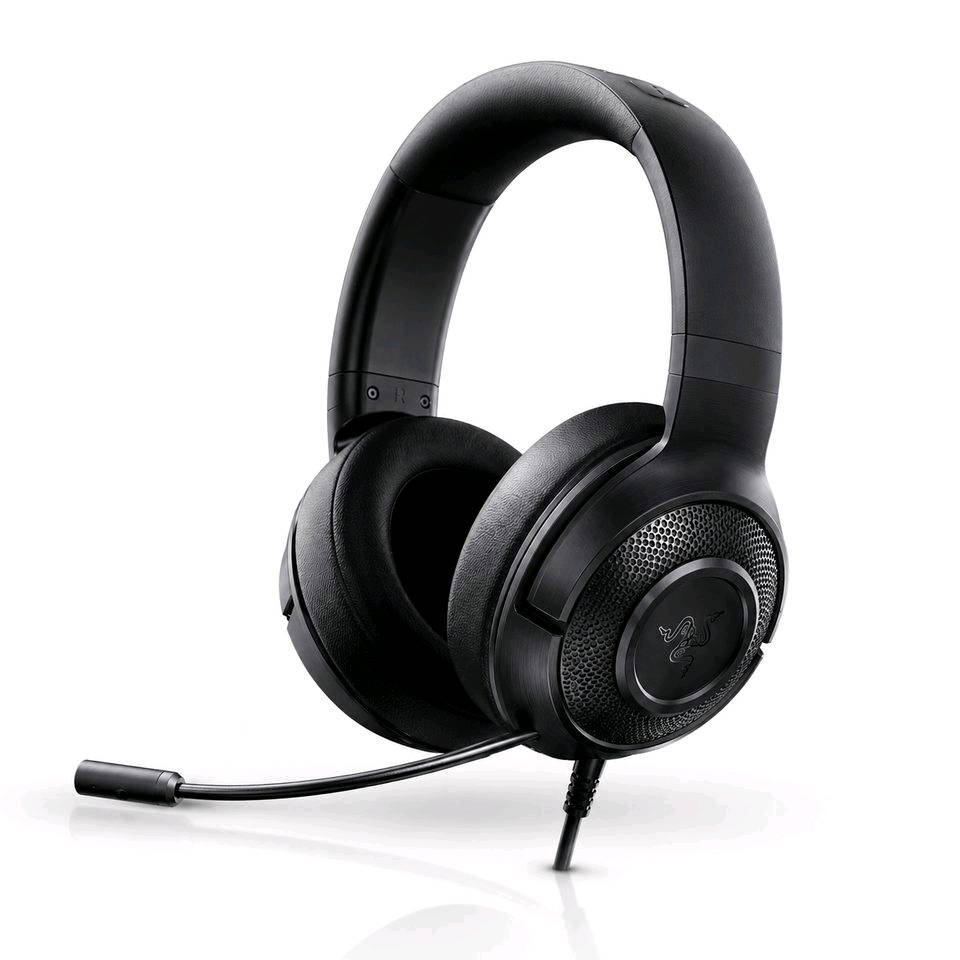 🎧🔥 Razer Kraken X – خفة ما تحس فيها وصوت يخليك وسط اللعبة!

صوت محيطي 7.1 🎯، ميكروفون واضح 💬، ووسائد أذن مريحة 👓

متوافقة مع كل أجهزتك 📱💻🎮

استعد للغوص في تجربة لعب لا تُنسى!

سماعة رأس فائقة الخفة مصممة لجلسات الألعاب الطويلة والمريحة.

تتميز بتصميم خفيف الوزن للغاية بوزن 230 جرامًا فقط مع وسائد أذن من إسفنج الذاكرة لتمنح راحة مثالية أثناء اللعب لساعات دون إحساس بالثقل.

توفر تقنية الصوت المحيطي 7.1 تجربة صوتية غامرة مع تحديد موضعي دقيق للأصوات، للتعرف على اتجاهات الخصوم بدقة أثناء اللعب.

مزودة بمحركات صوتية مقاس 40 مم مضبوطة حسب الطلب لتقديم صوت قوي وواضح مع جهير عميق وغامر يمنح تجربة صوت واقعية ومفعمة بالتفاصيل.

يأتي الميكروفون القلبي الشكل القابل للطي بتصميم مرن قادر على عزل الضوضاء المحيطة من الخلف والجوانب، ليمنح صوتًا واضحًا في التواصل داخل الألعاب أو أثناء المحادثات.

تحتوي على قنوات مخفية مخصصة للنظارات تعمل على تقليل الضغط حول العينين وتوفير راحة إضافية لمستخدمي النظارات.

عصابة رأس قابلة للتعديل مع وسائد أذن بيضاوية الشكل تضمن ملاءمة مثالية ومتانة عالية مع الاستخدام اليومي المستمر.

اتصال تناظري 3.5 مم متوافق مع الكمبيوتر، بلاي ستيشن 4، نينتندو سويتش، إكس بوكس ون™، والهواتف الذكية.

مصممة بعناية لتجمع بين الراحة، الأداء العالي، والجودة الفائقة التي تشتهر بها RAZER.

للاستمتاع بتجربة ألعاب واقعية وغامرة مع Razer Kraken X – الخفة التي لا تُشعر، والصوت الذي لا يُنسى.

​✨ للطلب أو الاستفسار:
تواصل معنا عبر الرسائل الخاصة (DM) 📩
أو عبر حساباتنا (إنستغرام، فيسبوك، تيك توك): @shopsonyiq
📱 واتساب: ***********
​💰 السعر: [40 الف 
🚚 التوصيل: مجاني لجميع محافظات العراق 🇮🇶