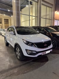 سبورتج 2015 للبيع رقم بغداد بأسمي ماشيه 90 الف حقيقي السياره فول للنها...