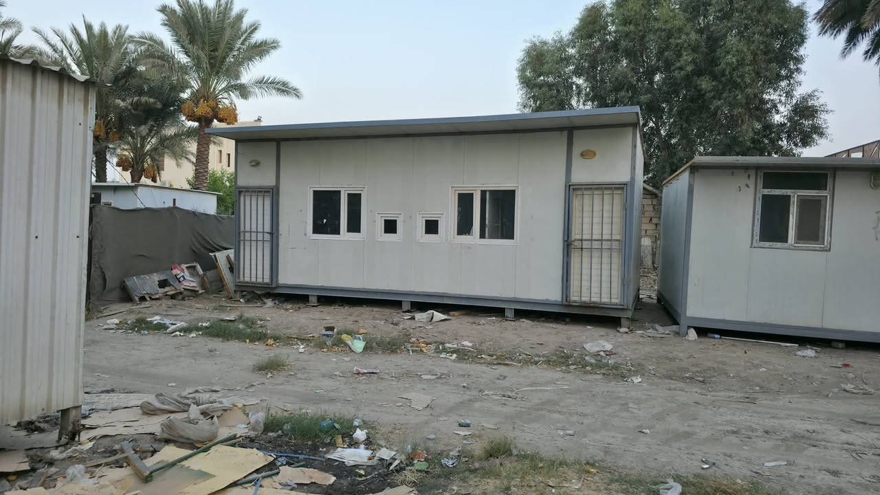 كرفانات مستعمل مختلف الحجام انظاف وجاهزه *********** و***********
