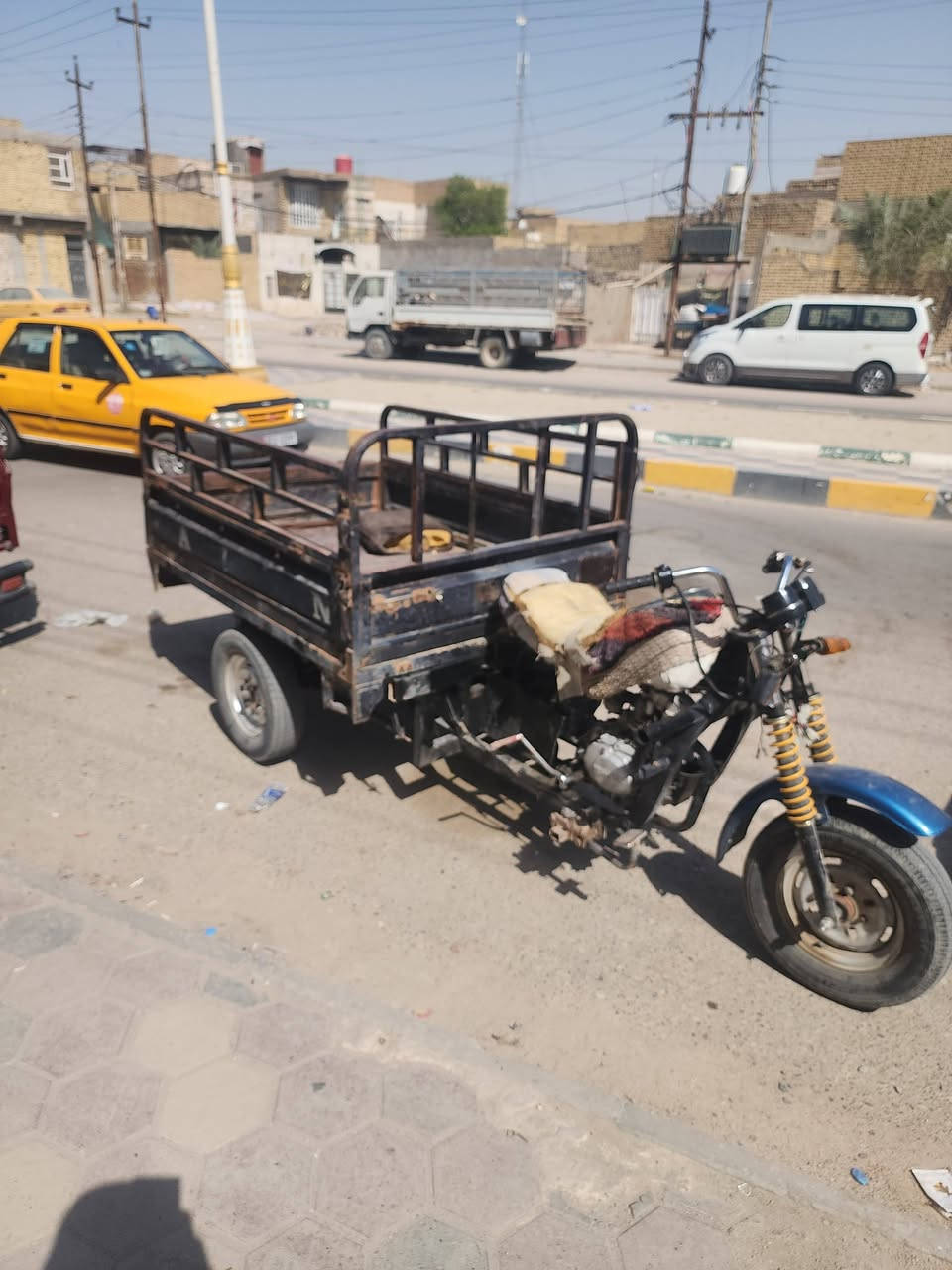 سلام عليكم وراق موديل 12 سعر 1250 وبيه مجال الشراي تفاصيل تصل مكاني ناصريه مركز وهاذه رقمي ***********
