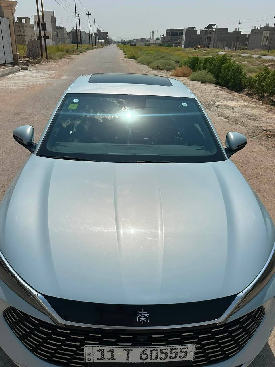 سلام عليكم BYD QIN L
موديل 2025
ماشية 21000
بطارية 120 كيلو
فتحة بنوراما 
خمس كاميرات 
رقم بغداد 
باقي المواصفات معروفة 
الرقم حلو 60555
السعر 26 ميلون 
الرقم ***********
