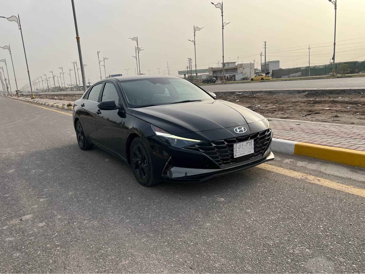 النترا 2023هايبرد (للبيع او مراوس بسيارة عالية )رقم بغداد بسمي ماشية ٦٥ كم حادث خلفي بدون ايرباك مواصفاتهة حلو بصمة اوتو هولد توقف ذاتي رادار كروز سرعة وبعد بيهة هواي مواصفات سعرهة 137 وبيهة مجال بسيط مكانهة بغداد او واسط الصويرة *********** بغداد, العراق
