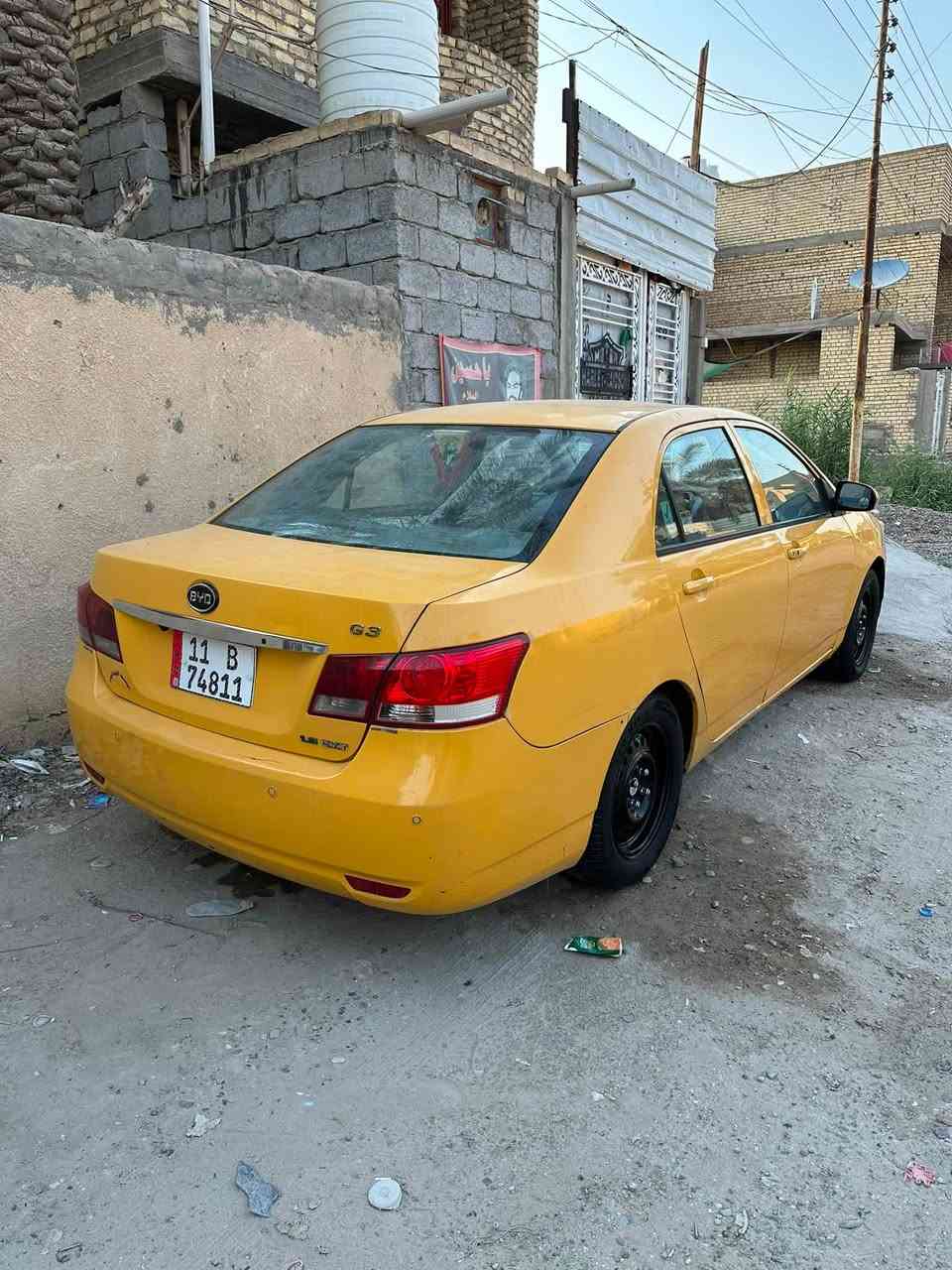 سلام عليكم بي واي دي  ٢٠١٣ G3 للبيع سياره حلوه ماشيه ١٠٥ الفمكينه وكير بلادي منضومه تبريد جديده تبريد ثلج مابيه لا جطل ولا زلغ كله عل بلاد بيه طخه باب السايق شاشه كار بلي باسمي تحويل مباشر هزه جديده مكاني بغداد للاستفسار ***********
