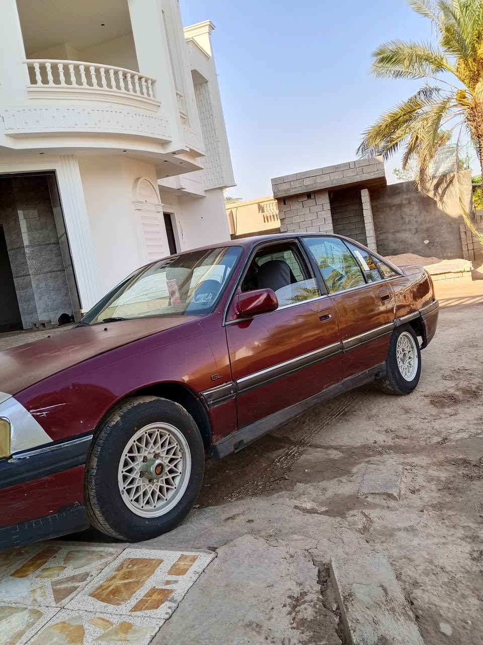 السلام عليكم من رخصه الادمن اوميكا للبيع موديل 1991 السعر 21 بيها مجال المكان الرمادي جويبه الاستفسار علا الرقم  ***********
