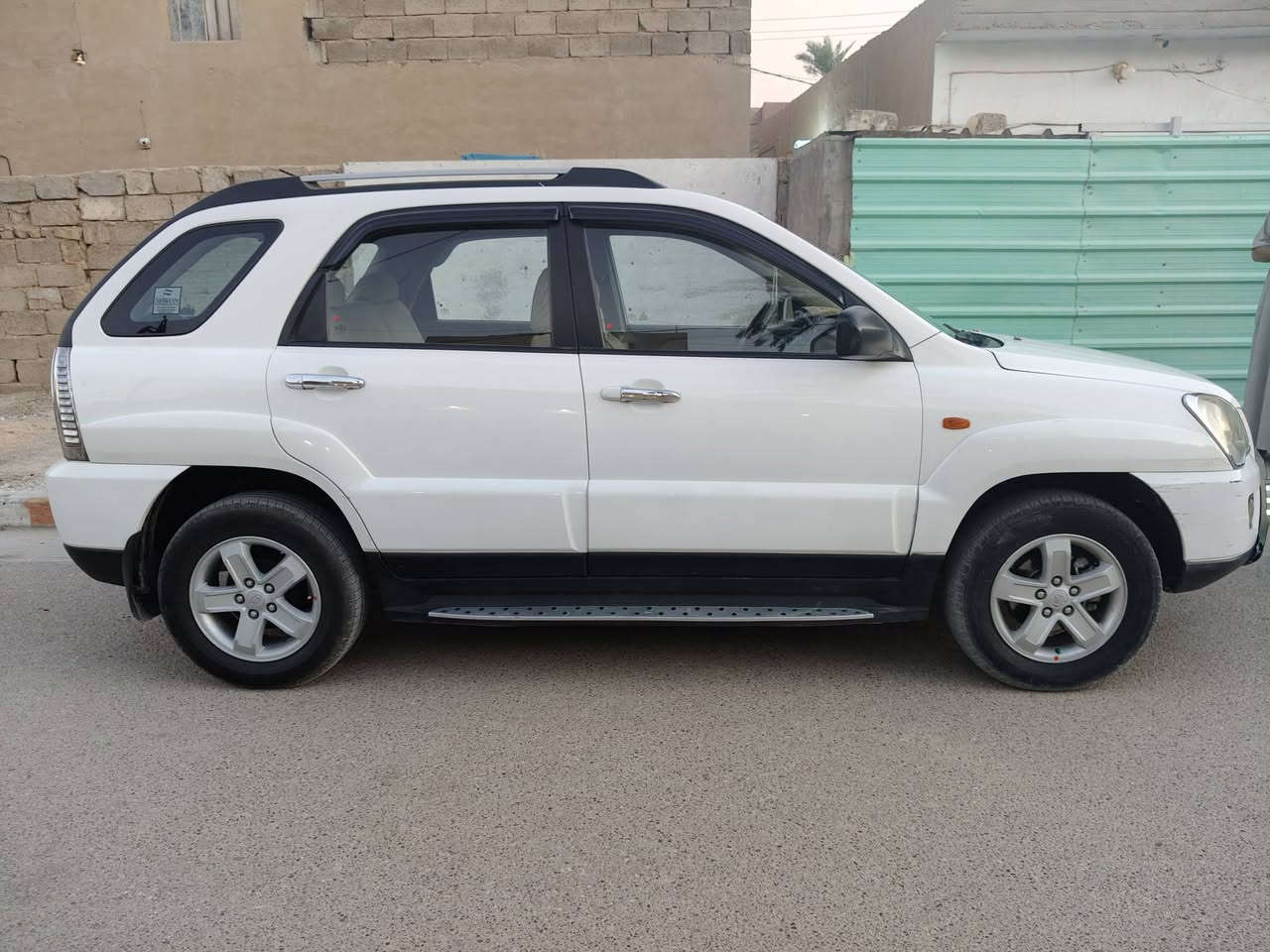 سبورتج 2009 سيارة كير محرك مكفول كشر مابيها شغل بچاملغ الامامي شوية تلحيضات تبريد بارد ثلج سنوية 2027 السيارة أسمي رقم انكليزي السعر 110 وبيهة مجال العنوان بغداد الدهلة نهاية الشعلة العلوة قرب اسواق دبي  ***********
