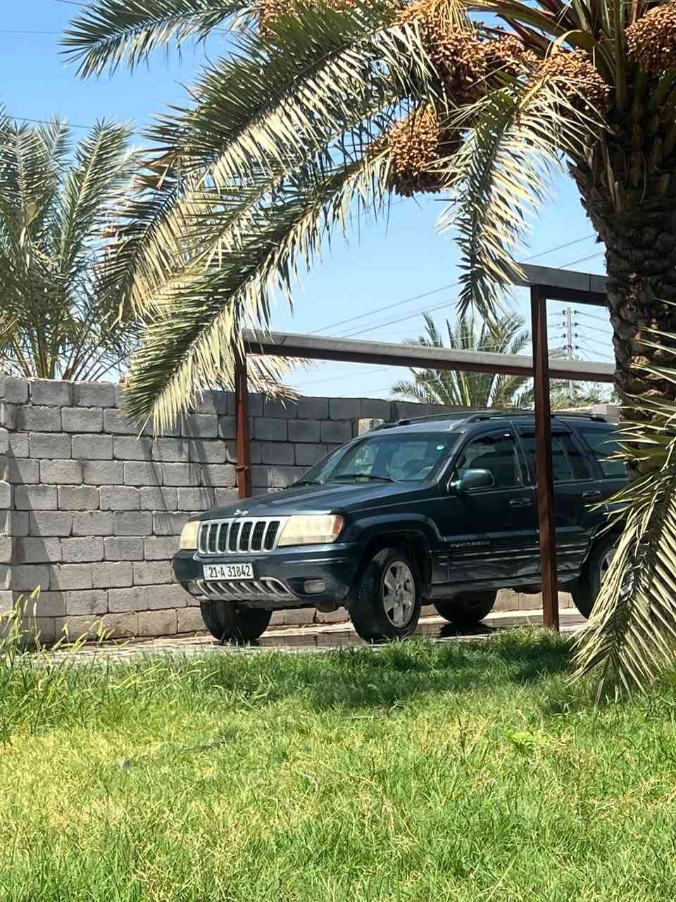 كراند شيروكي موديل 2000
فور ويل 
تبريد ثلج 
تدفئه 
لوكير شغال
كلشي بيه شغال
رقم سليمانيه بسمي 
شرط تحويل أو وكاله بكيفك
سته سلندر
باتري جديد
تخم تاير 
بنيد صبغ اثر جراد فقط
مكفوله من ضربه والحوادث
مكاني ذي قار شطره
للاستفسار اكثر‏‪***********‬‏
