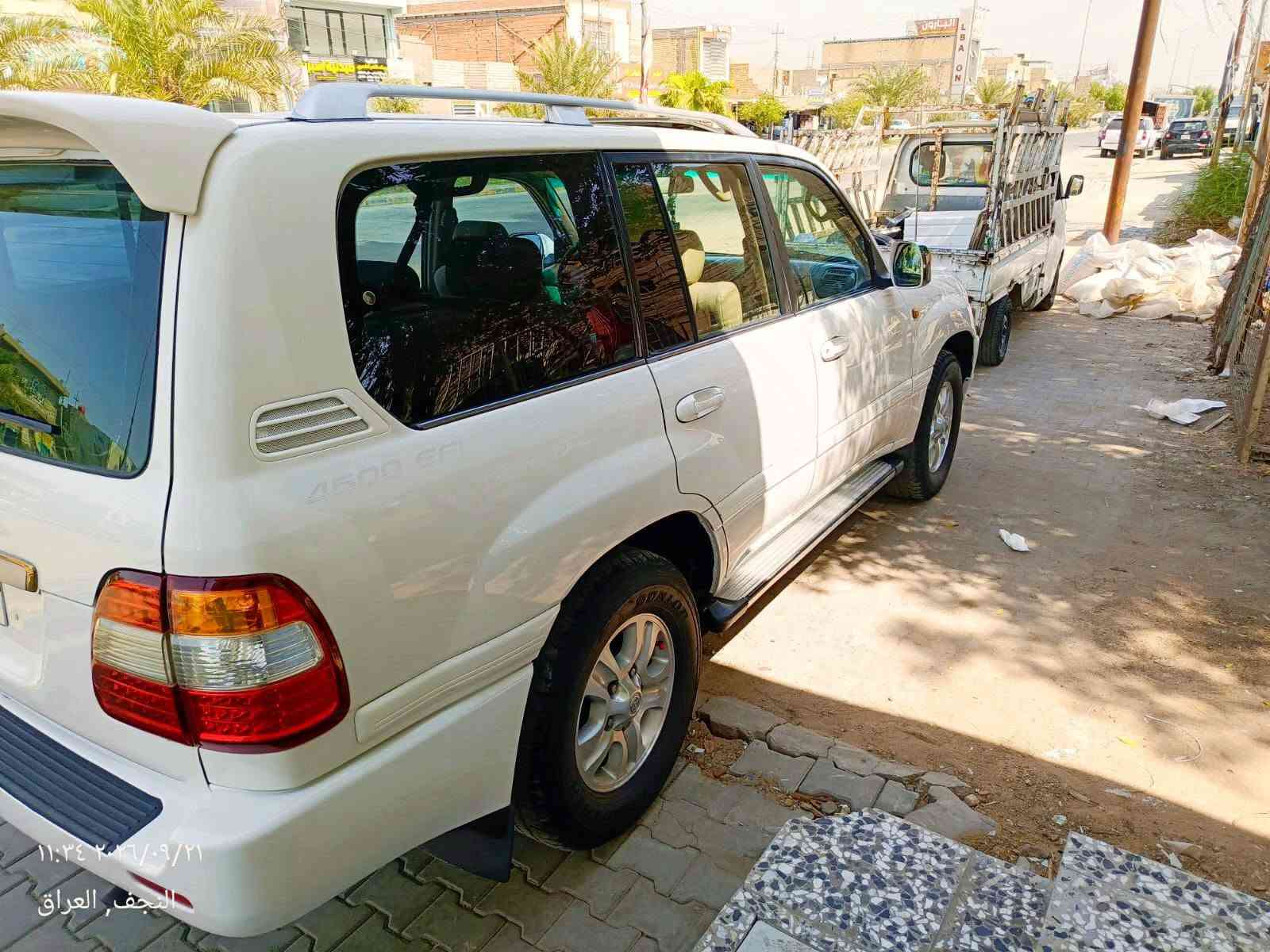 سلام عليكم لاندكروزر للبيع موديل 2000 فول مواصفات فتحه شاشه كامره ثلاث قطع تبريد 7 راكب ثلاجه كير اوتوماتيك مكينه 6 سلندر فور ويل دفع رباعي شغال سياره جديده مكفولة صبغ قطعتين بدون دواخل رقم بغداد انجليزي باسمي سعر 140 وبيها مجال رقم الاستفسار ***********

نص مكتوب في الصور:
- ١١:٣٦ ٢٠٢٦/٠٩/٢١
- النجف, العراق
- ١١:٣٦ ٢٠٢٦/٠٩/٢١ النجف العراق
- ١١:٣٥ ٢٠٢٦/٠٩/٢١
- ١١:٣٤ ٢٠٢٦/٠٩/٢١
- ٢٠٢٦/٠٩/٢١ ١١:٣٥