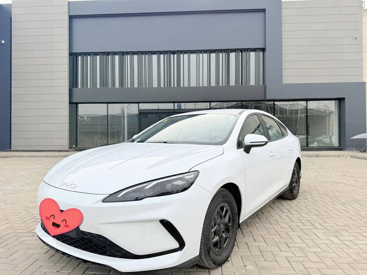 بي واي دي سيل 05 2025
للبيع  ماشيه ٢٢ كيلو   ٦٠٠٠كيلو على الكهرباء و ١٥٠٠٠على البانزين  السياره مرقمه وجاهزه بغداد باسمي وكامله اي نقص مابيه السيارة كفاله عامة على وضع الشركة  مكان السياره الناصريه الشطره 
***********
