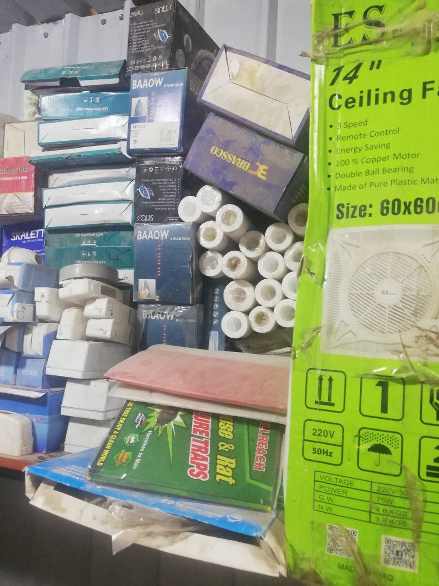 محل لبيع بغداد حي العامل قرب مسبح الرافدين الرافدين *********** واتساب سعر ٩
